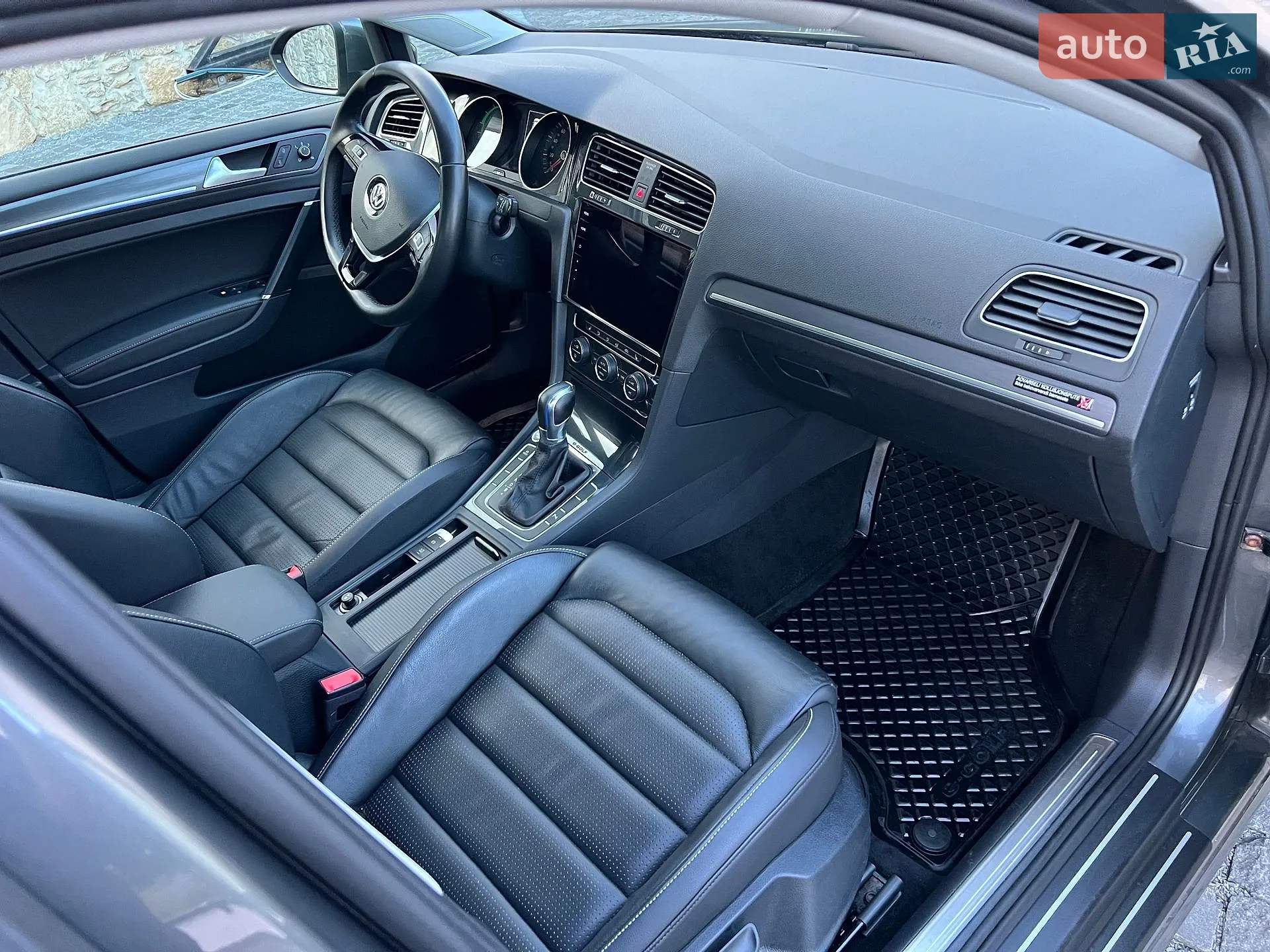 2019 Volkswagen Golf - мініатюра 36
