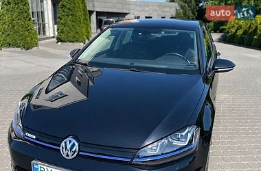 Хэтчбек Volkswagen e-Golf 2016 в Хмельницком