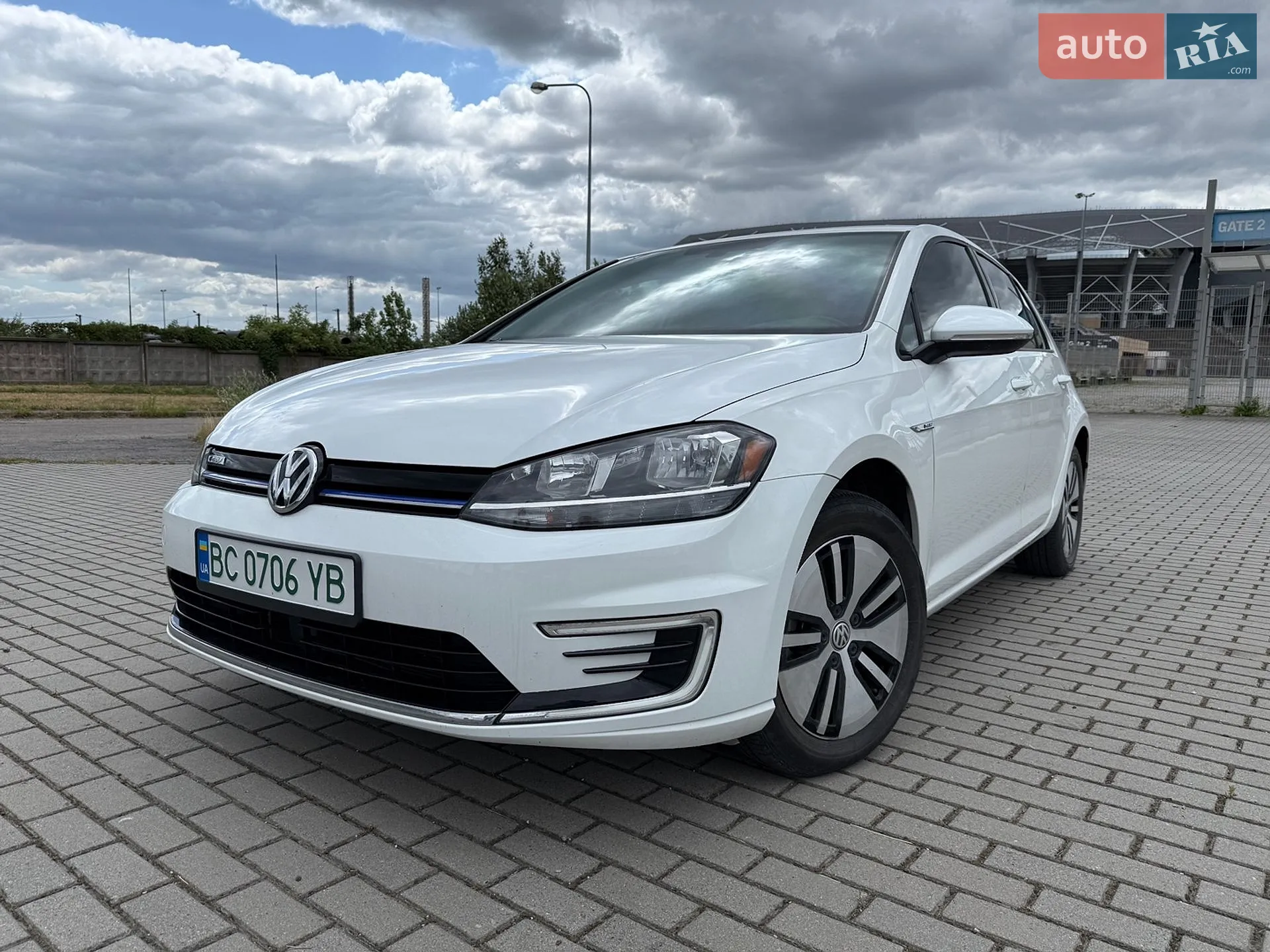 2019 Volkswagen Golf - фото 1