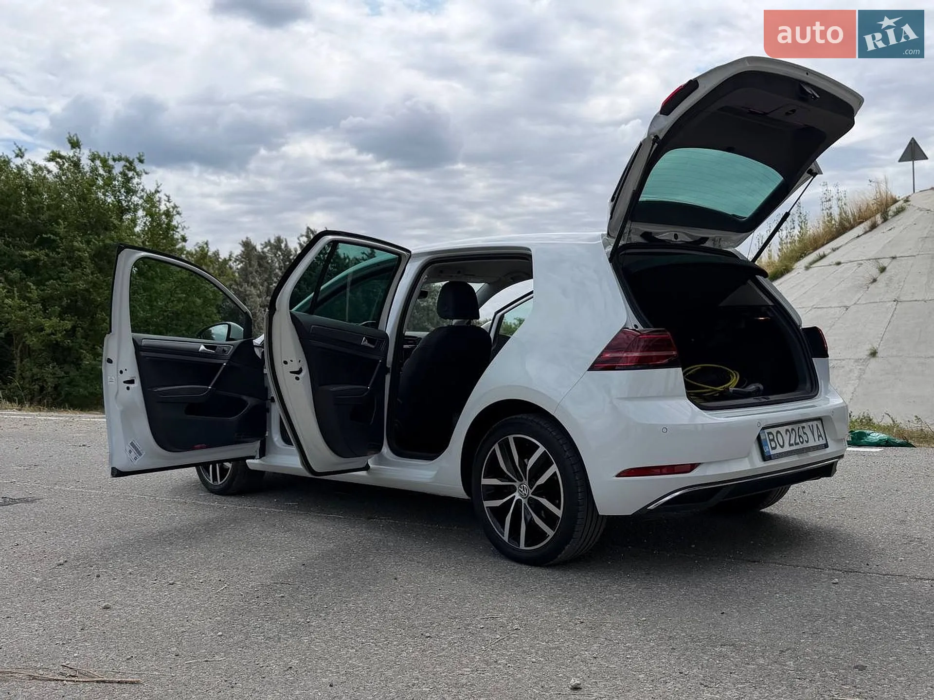 2020 Volkswagen Golf - мініатюра 7
