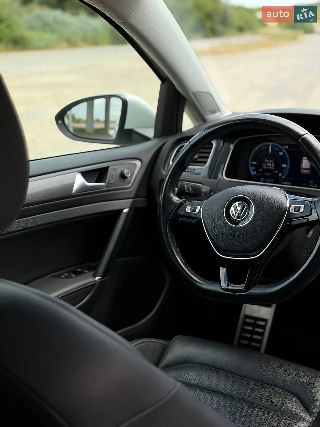2020 Volkswagen Golf - мініатюра 25