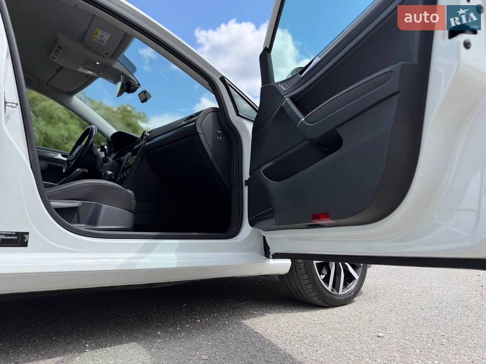 2020 Volkswagen Golf - мініатюра 8