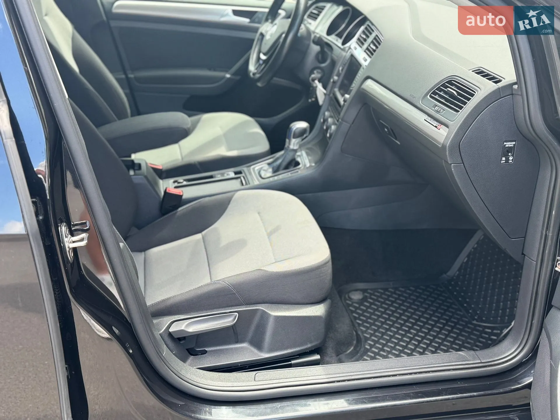 2015 Volkswagen Golf - мініатюра 46