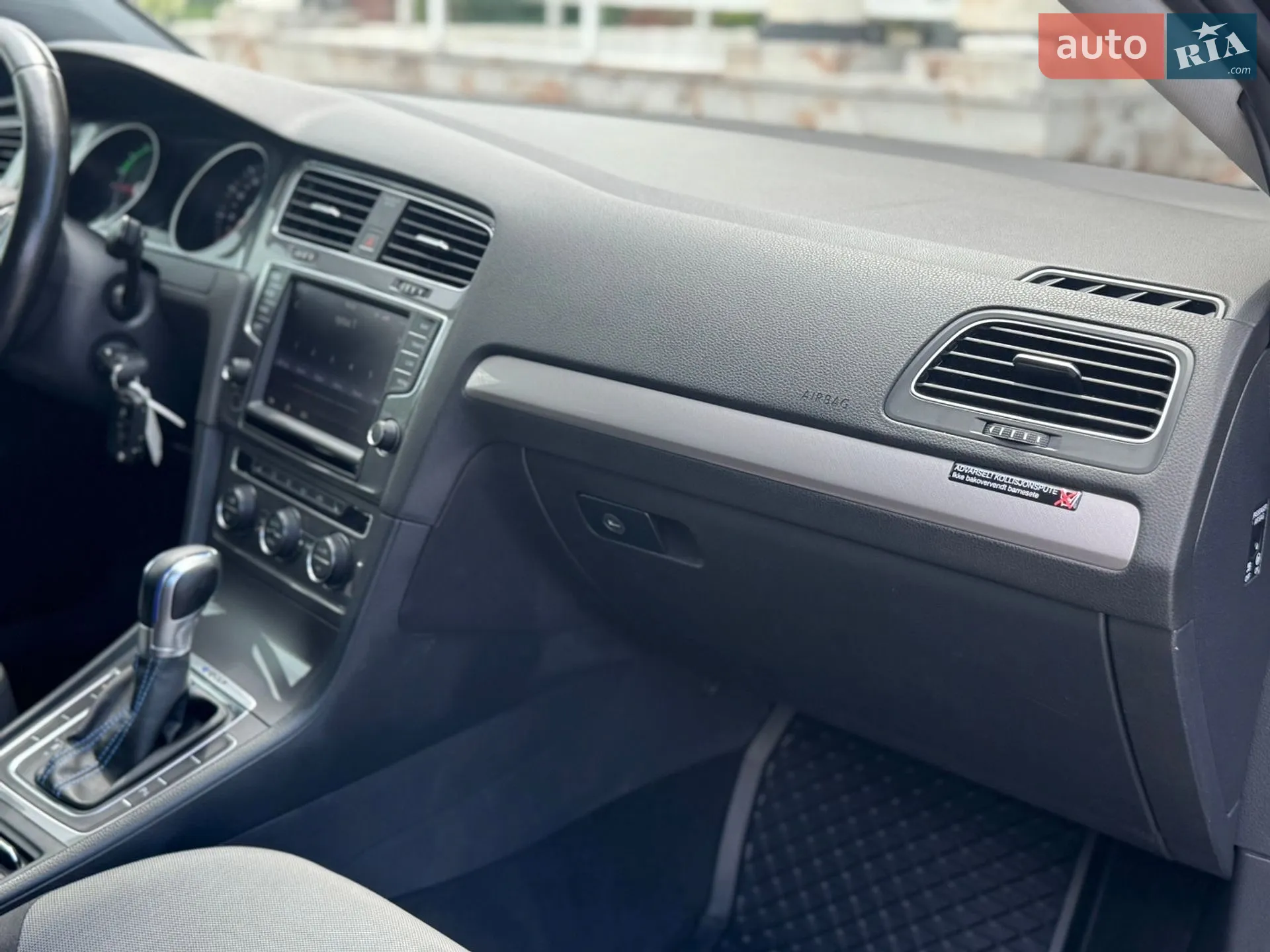 2015 Volkswagen Golf - мініатюра 47