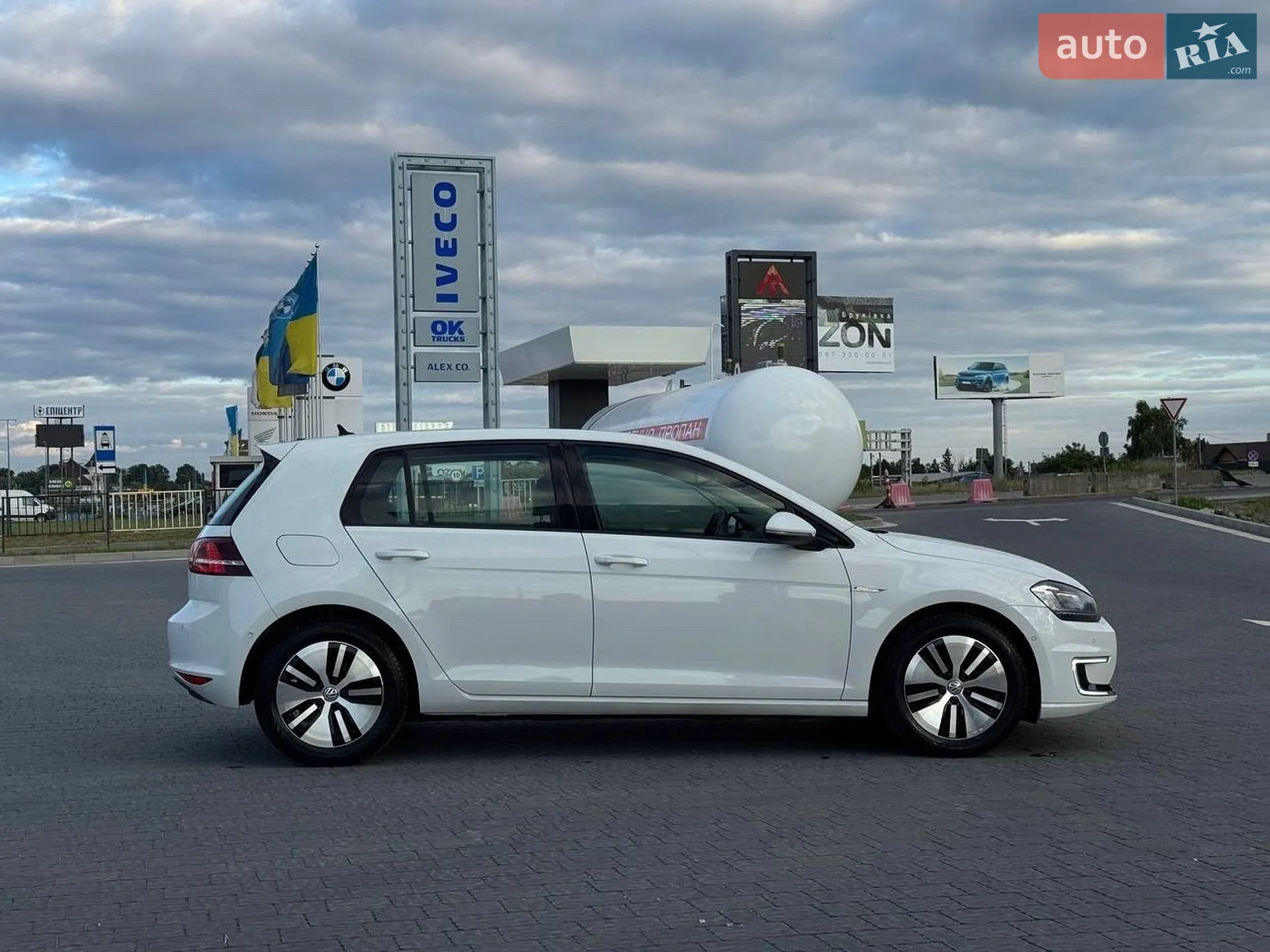 2015 Volkswagen Golf - мініатюра 11