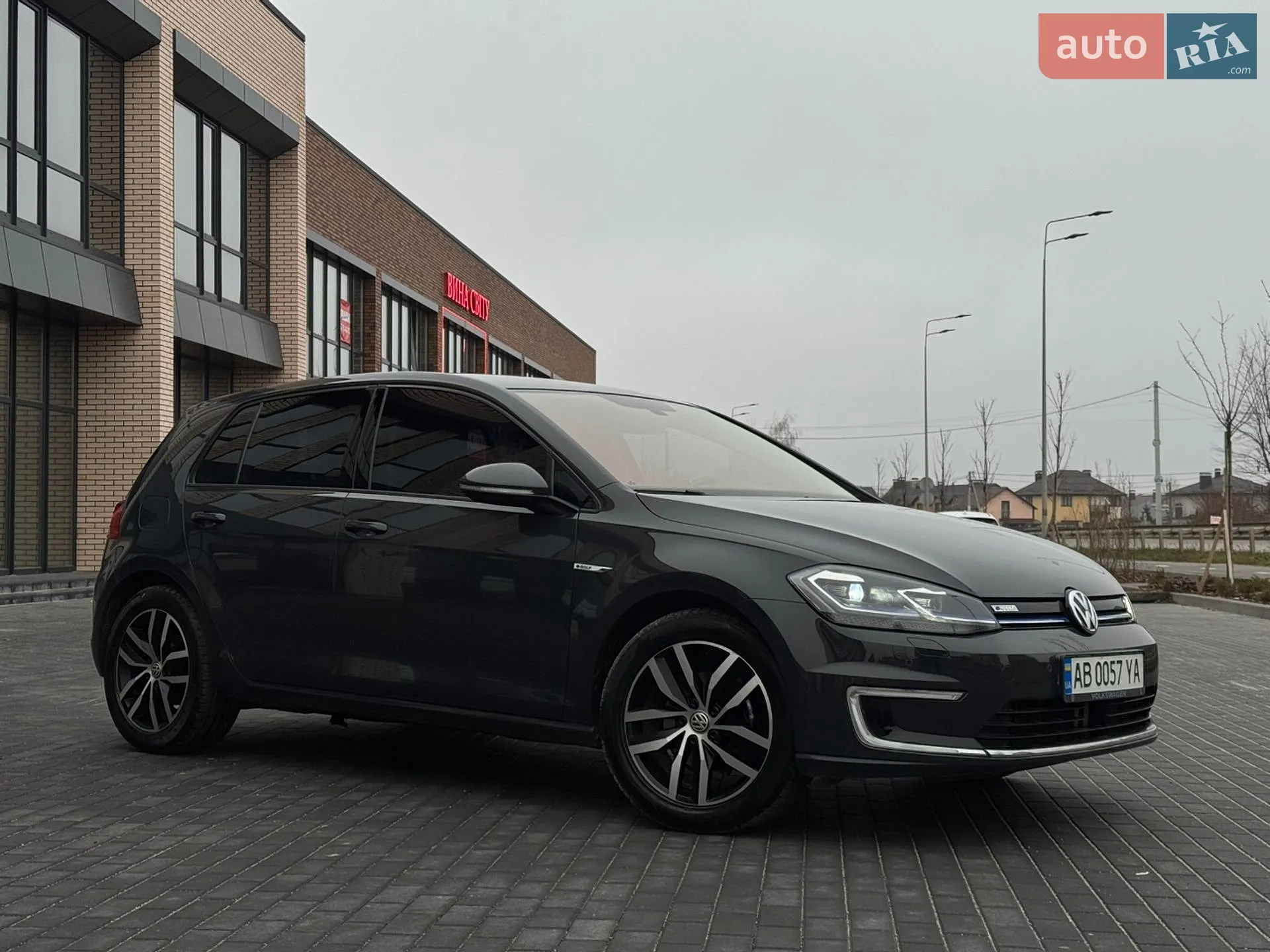 2018 Volkswagen Golf - мініатюра 2