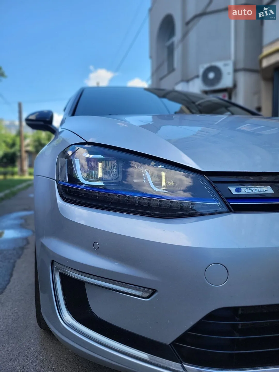 Volkswagen e-Golf 2015 VIN WVWZZZAUZGW902630 фото оголошення 42 з 73