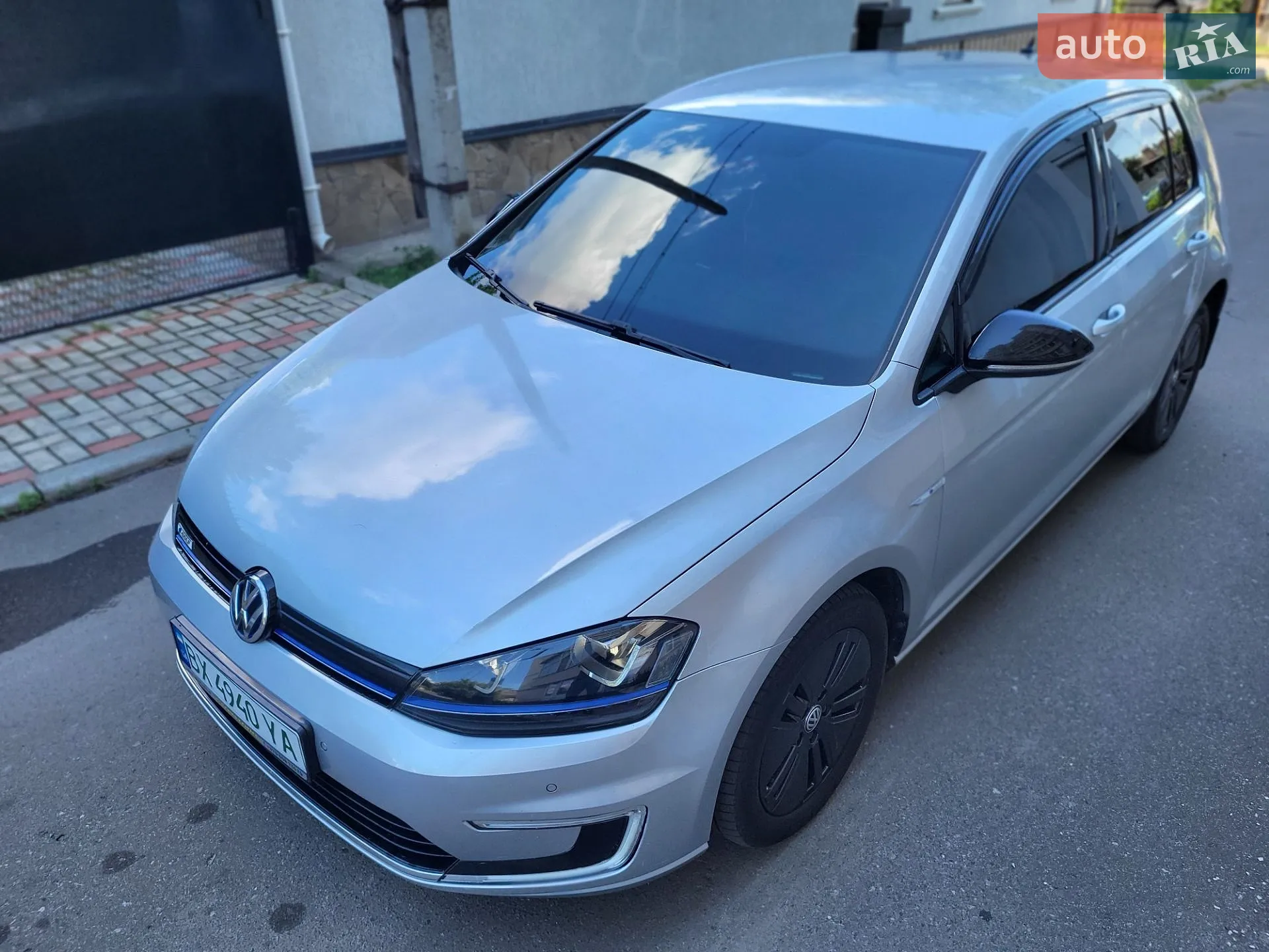 Volkswagen e-Golf 2015 VIN WVWZZZAUZGW902630 фото оголошення 58 з 73