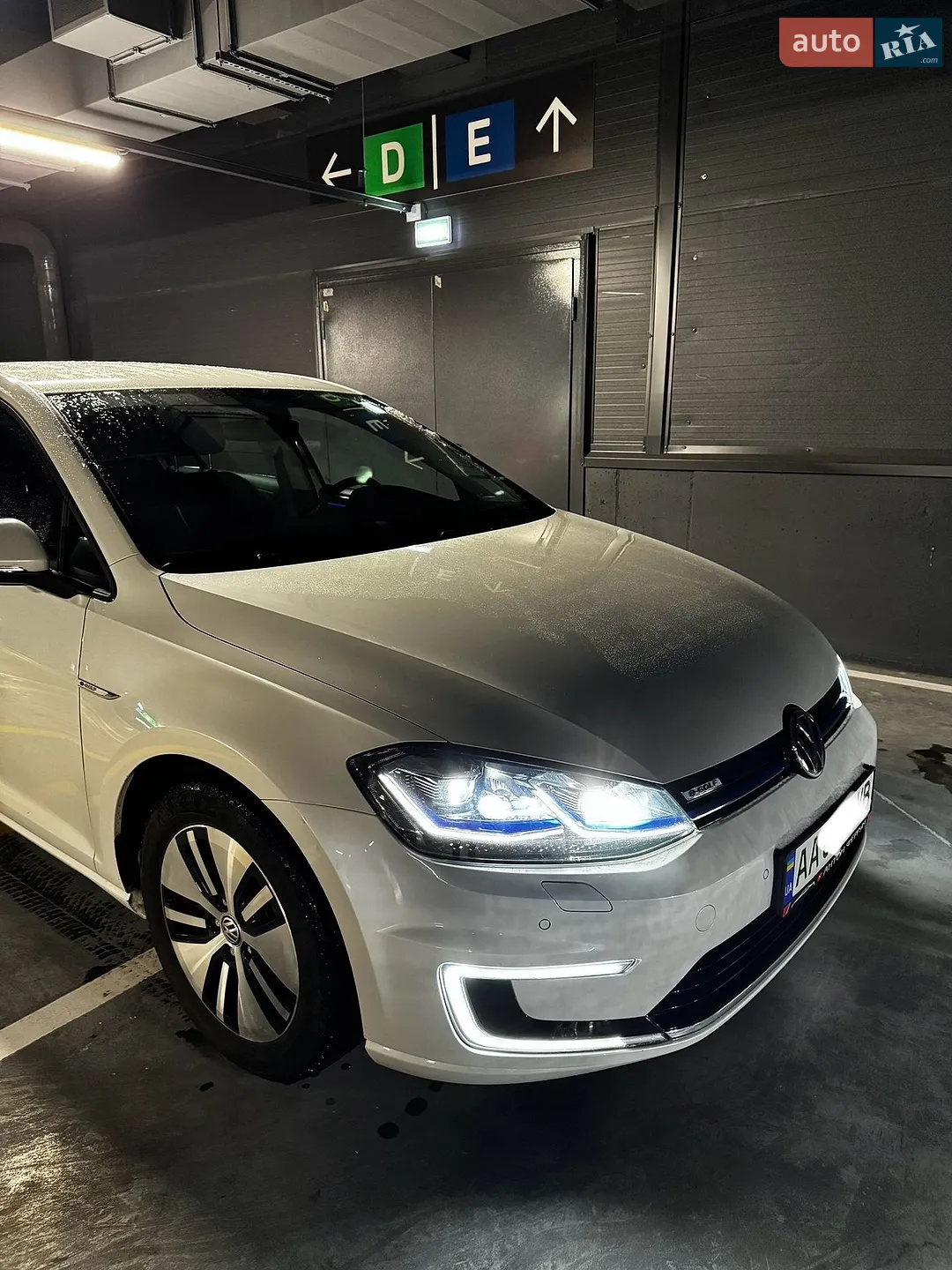 2017 Volkswagen Golf - мініатюра 2