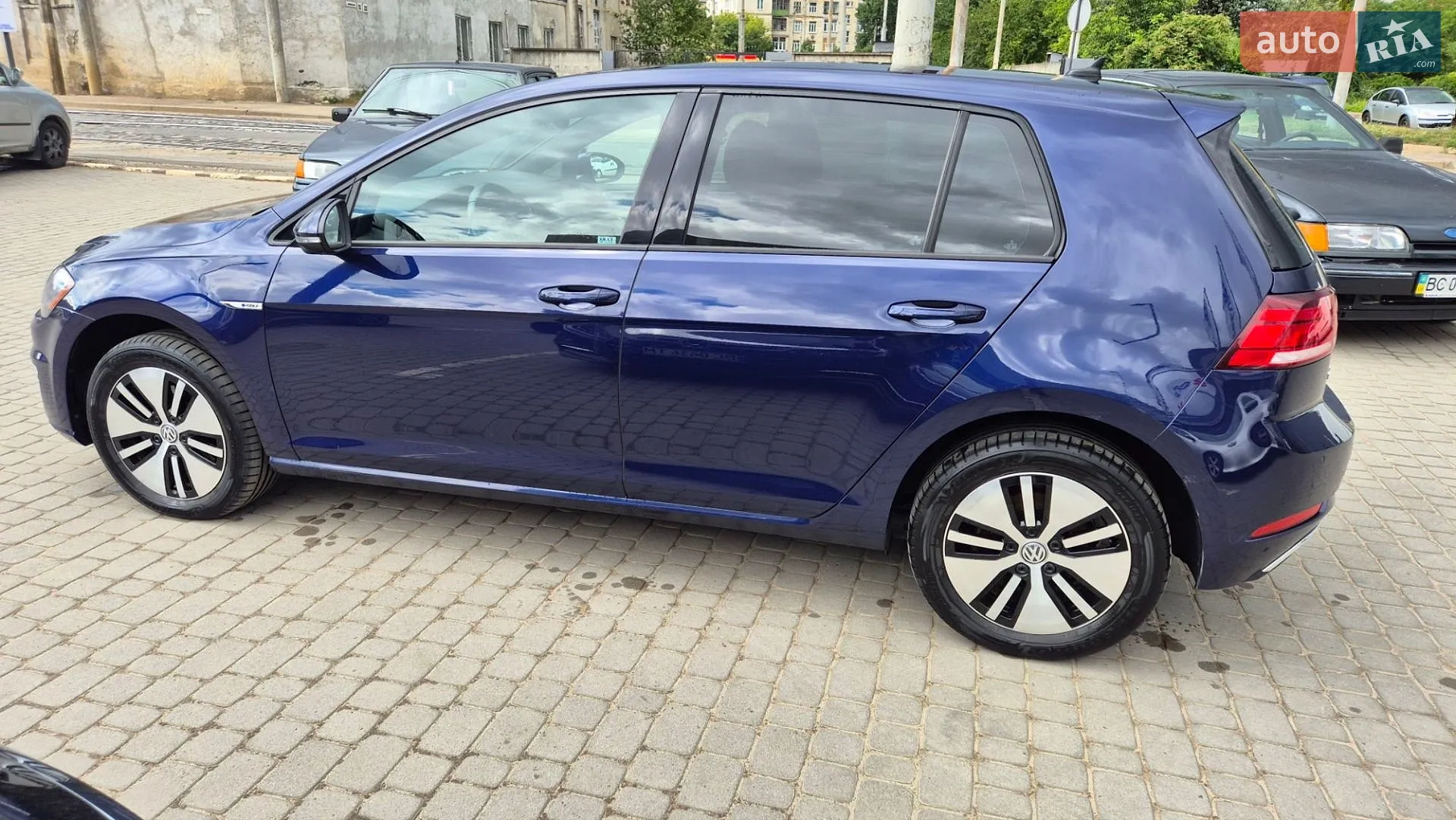 2017 Volkswagen Golf - мініатюра 2