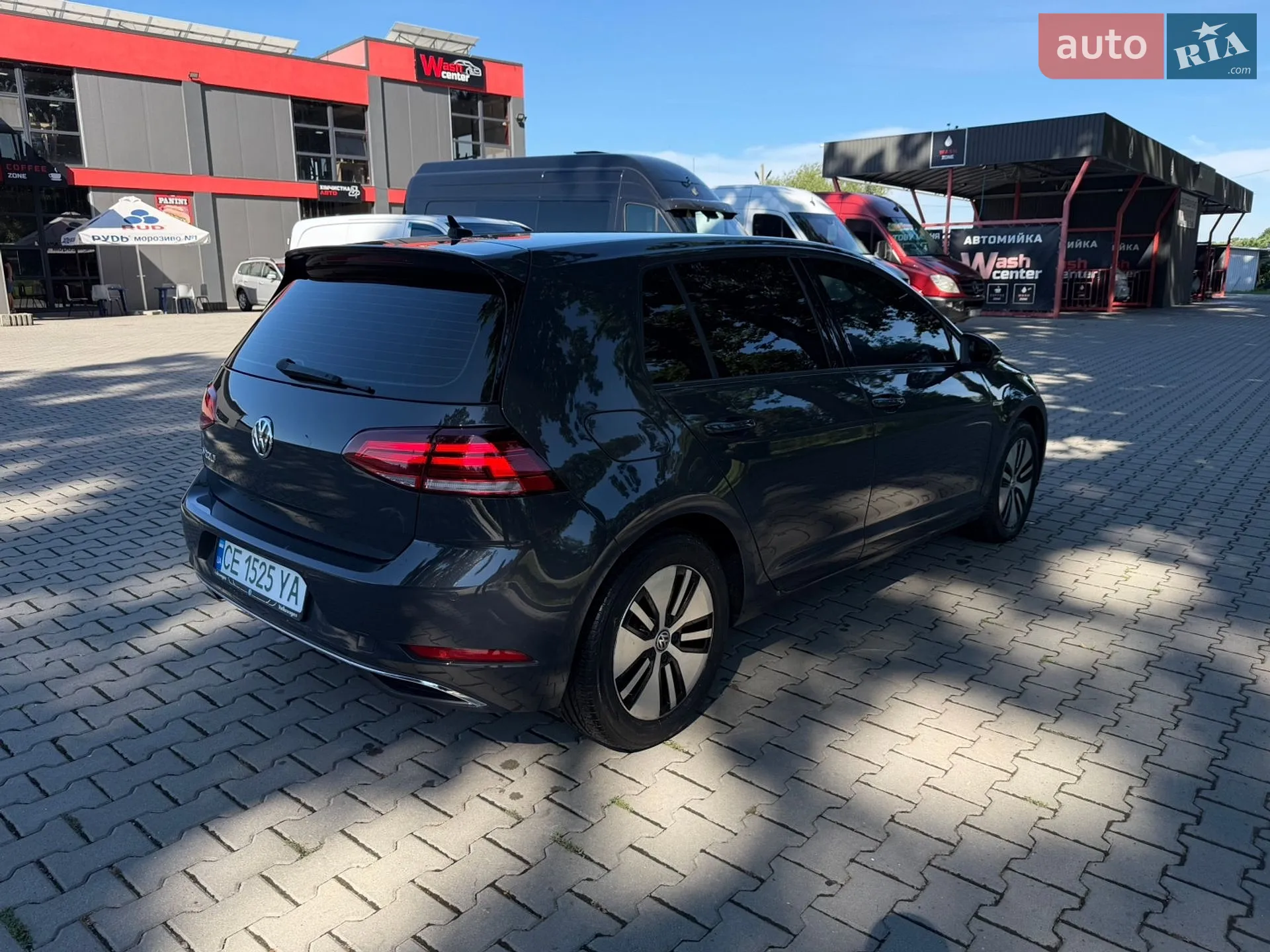 2020 Volkswagen Golf - мініатюра 6