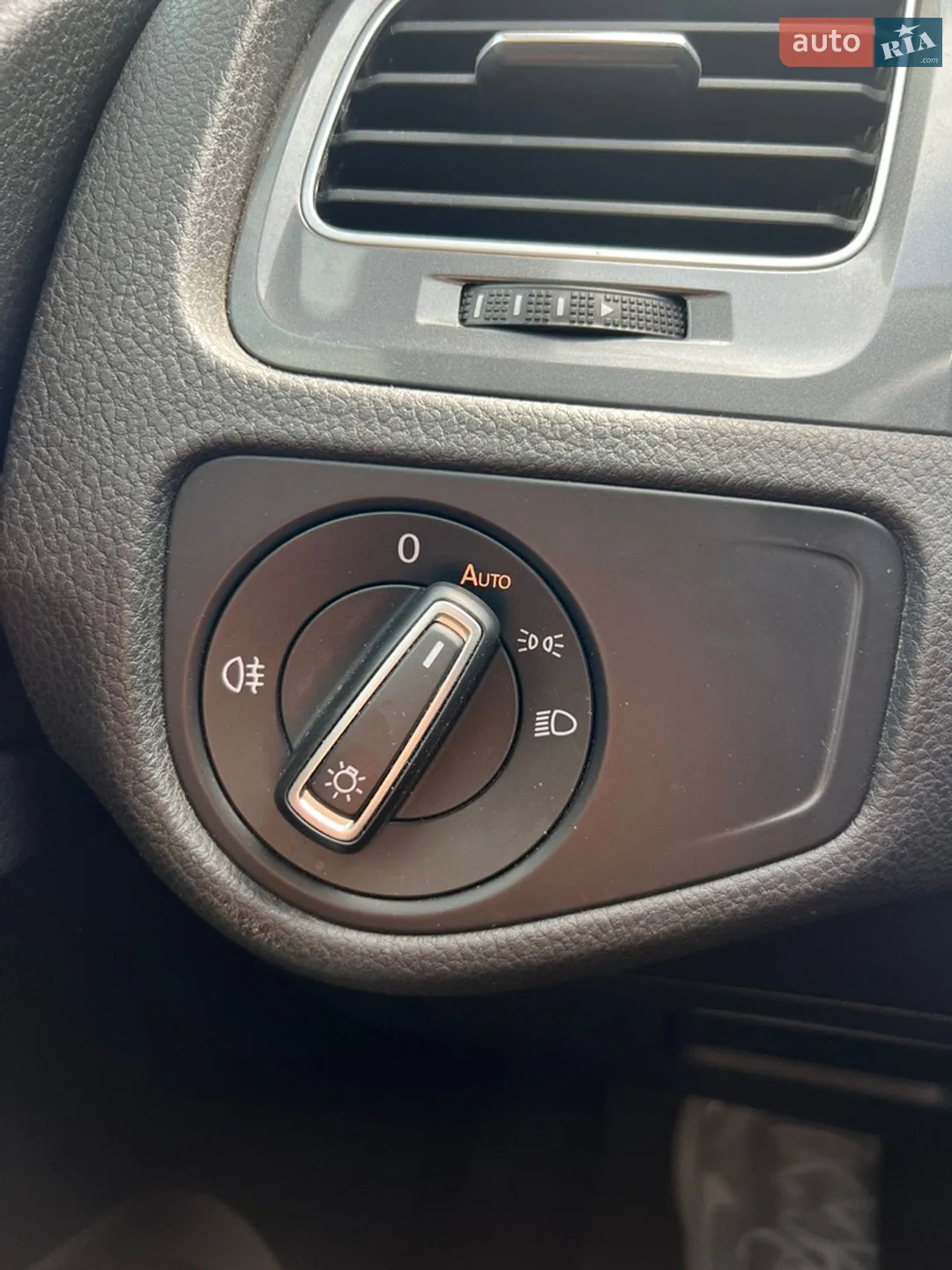 2015 Volkswagen Golf - мініатюра 19