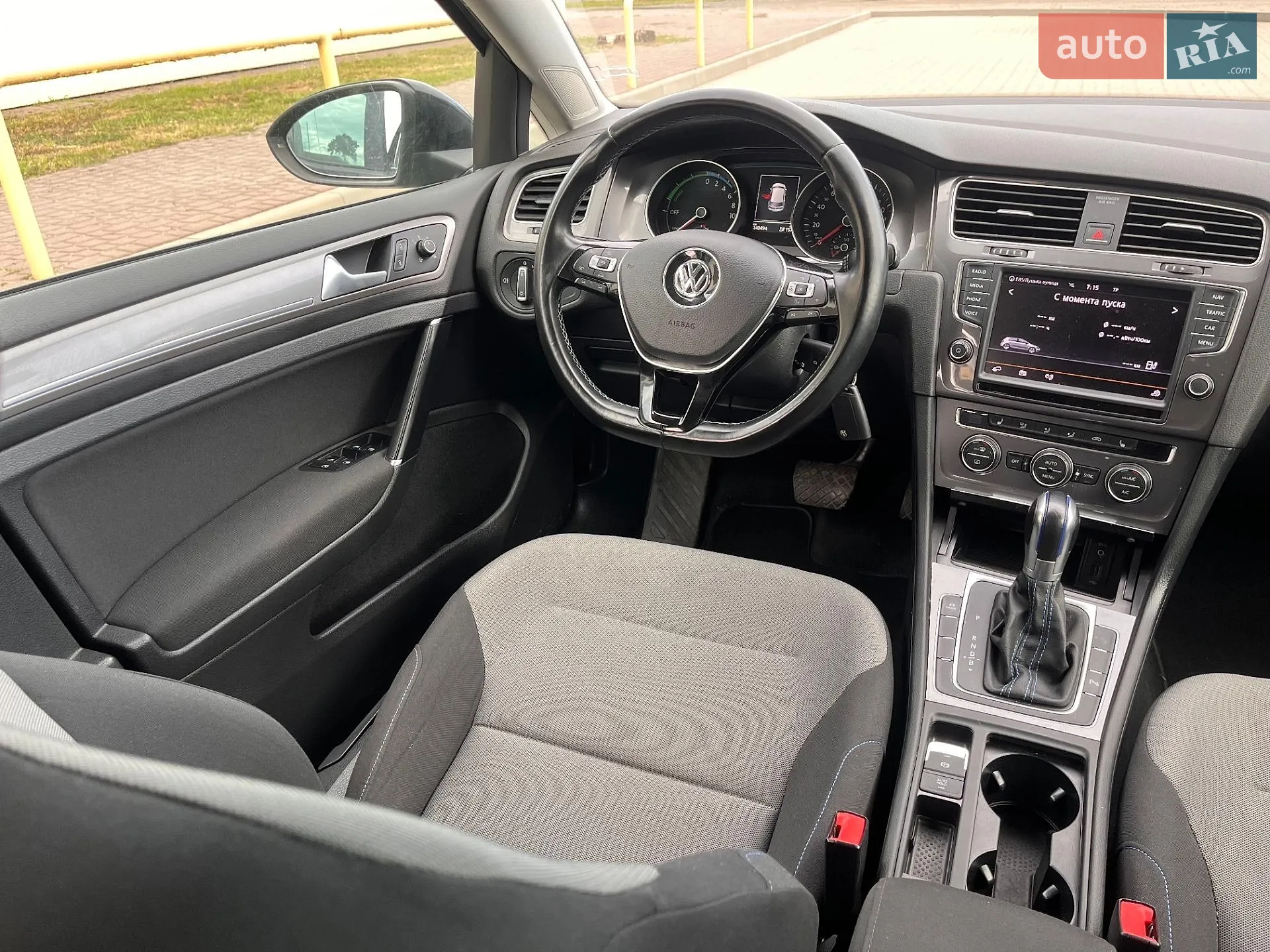 2014 Volkswagen Golf - мініатюра 30