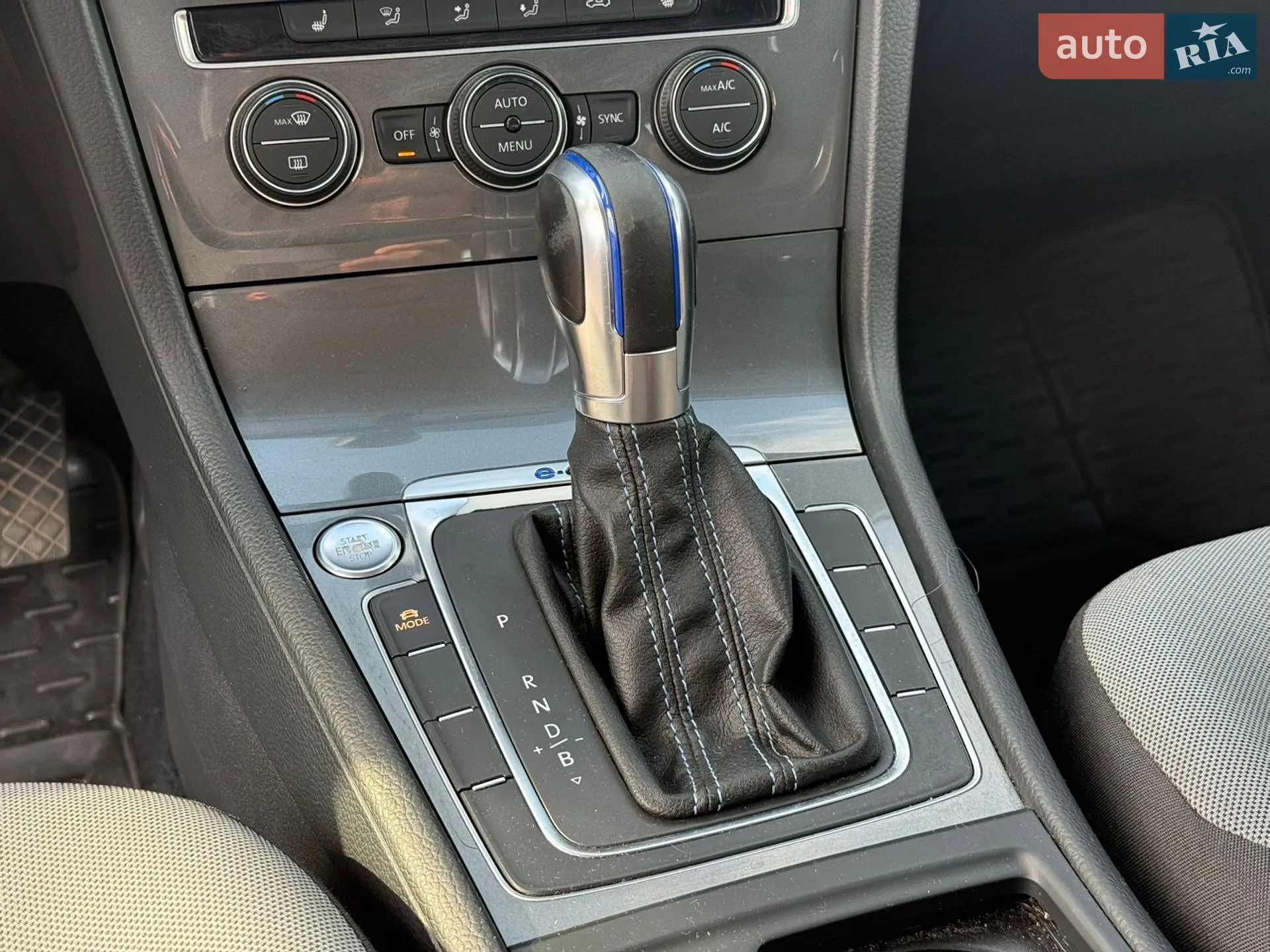 2016 Volkswagen Golf - мініатюра 17