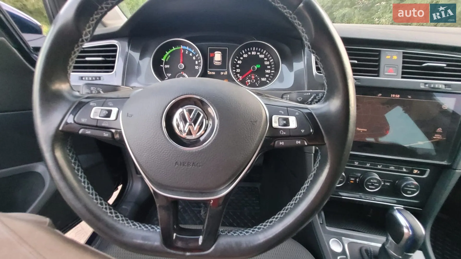 2017 Volkswagen Golf - мініатюра 13