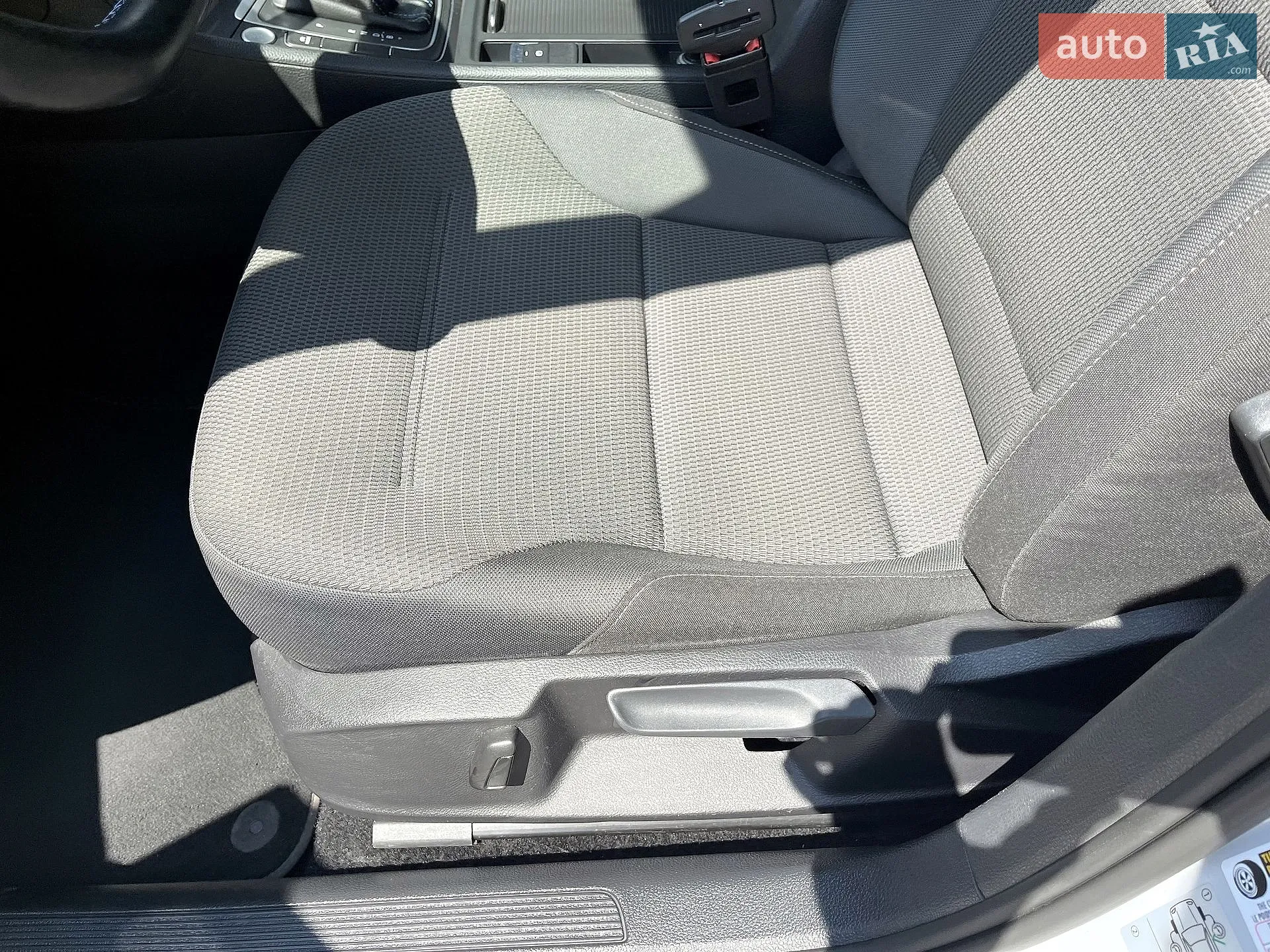 2017 Volkswagen Golf - мініатюра 24