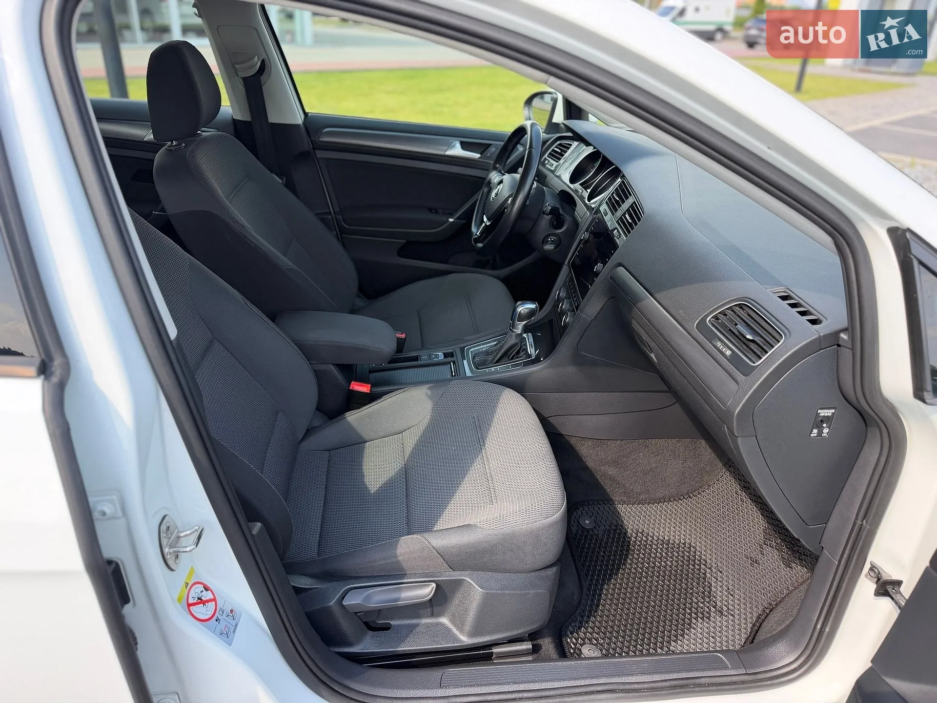 2019 Volkswagen Golf - мініатюра 31