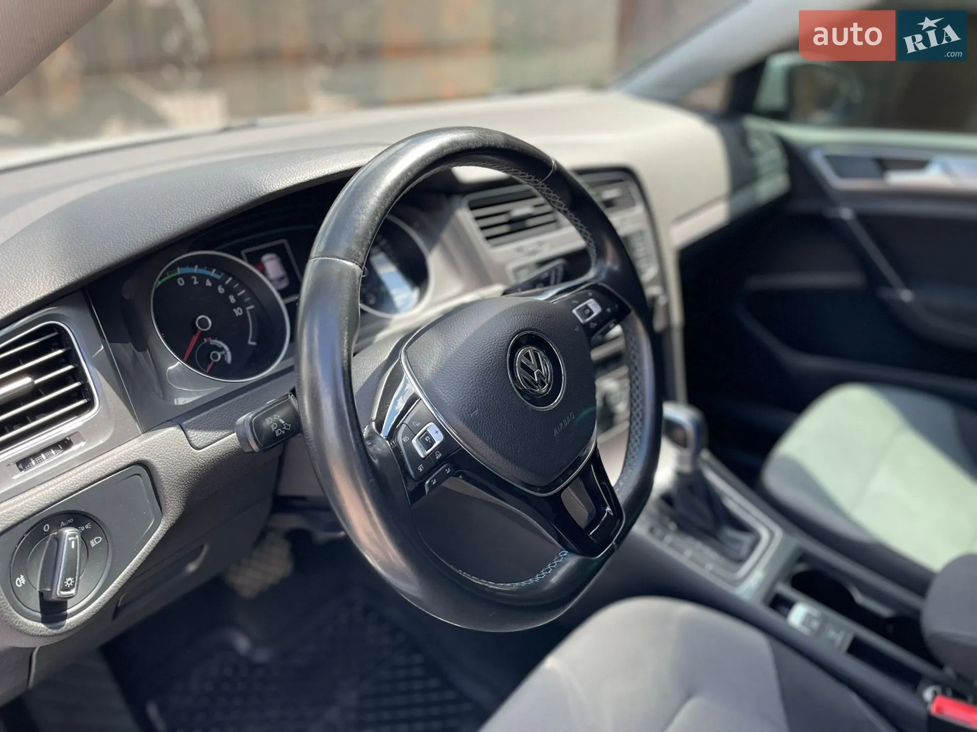 2016 Volkswagen Golf - мініатюра 9