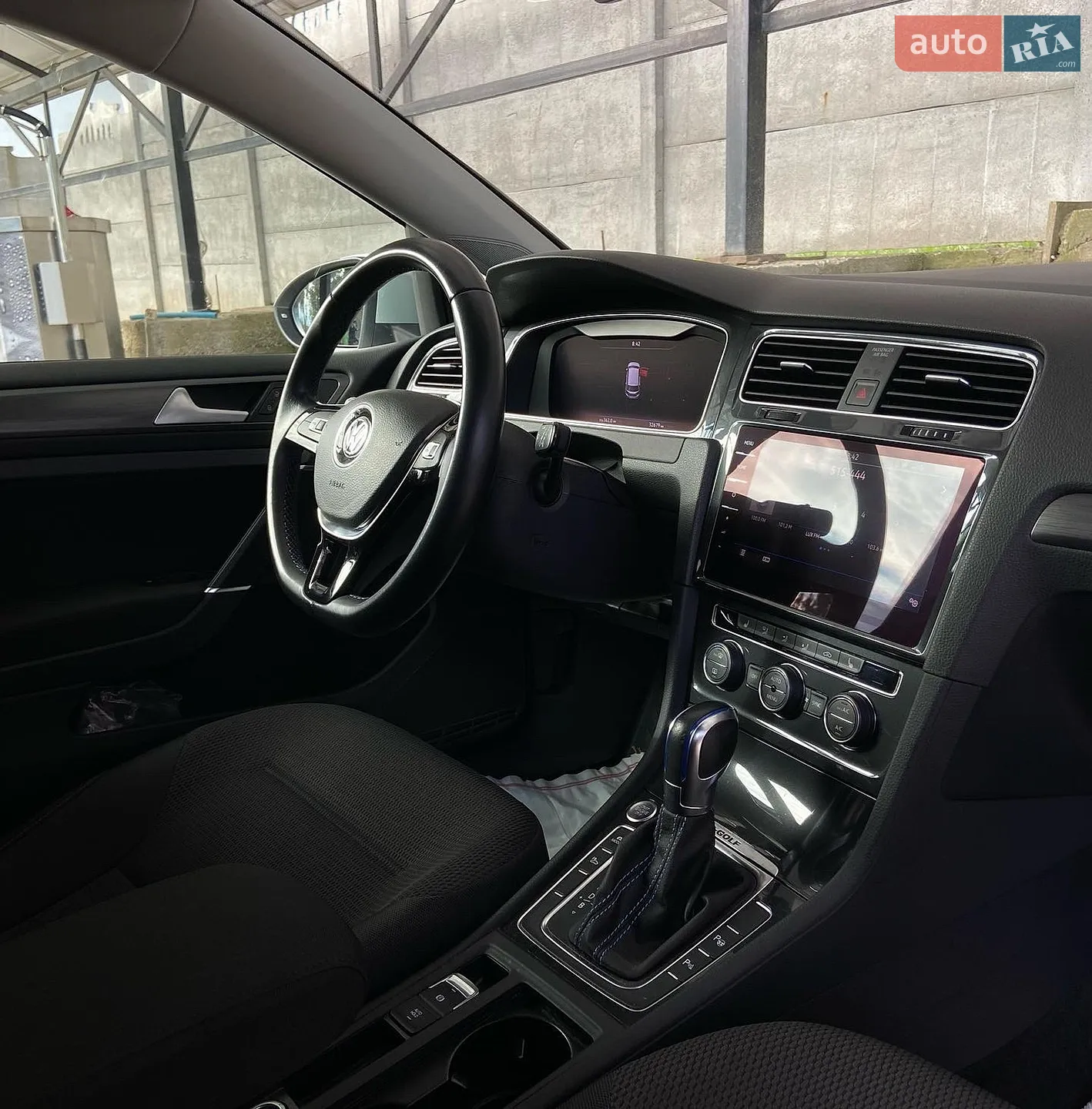 2019 Volkswagen Golf - мініатюра 4