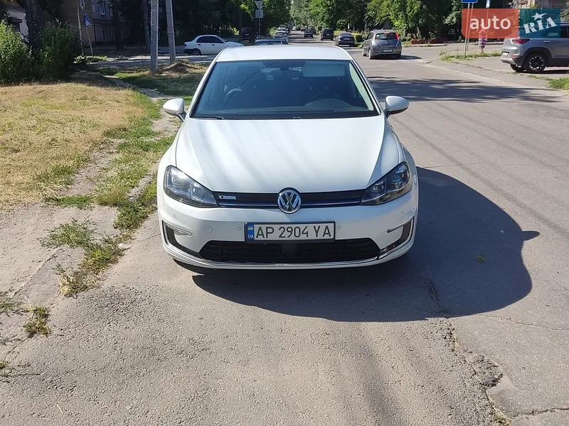 Volkswagen e-Golf 2017