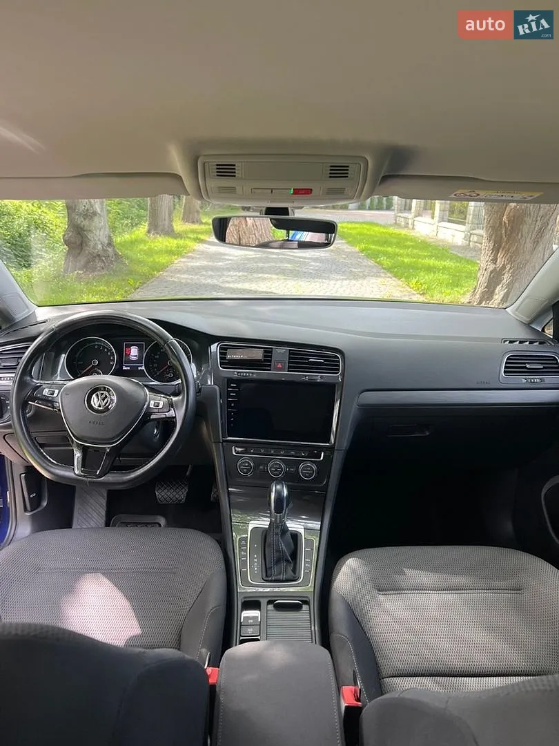 2019 Volkswagen Golf - мініатюра 12