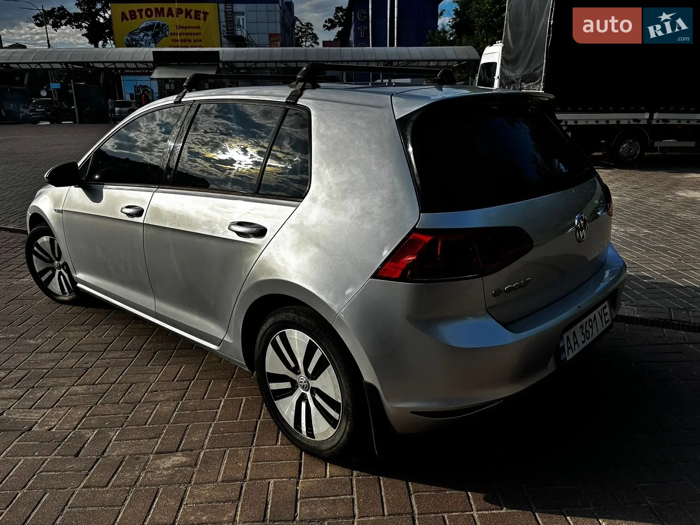 2016 Volkswagen Golf - мініатюра 15