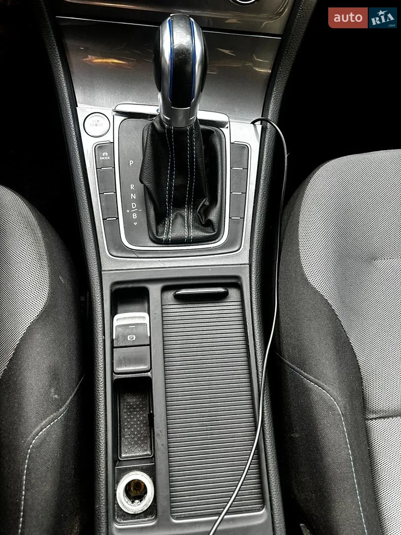 2016 Volkswagen Golf - мініатюра 29