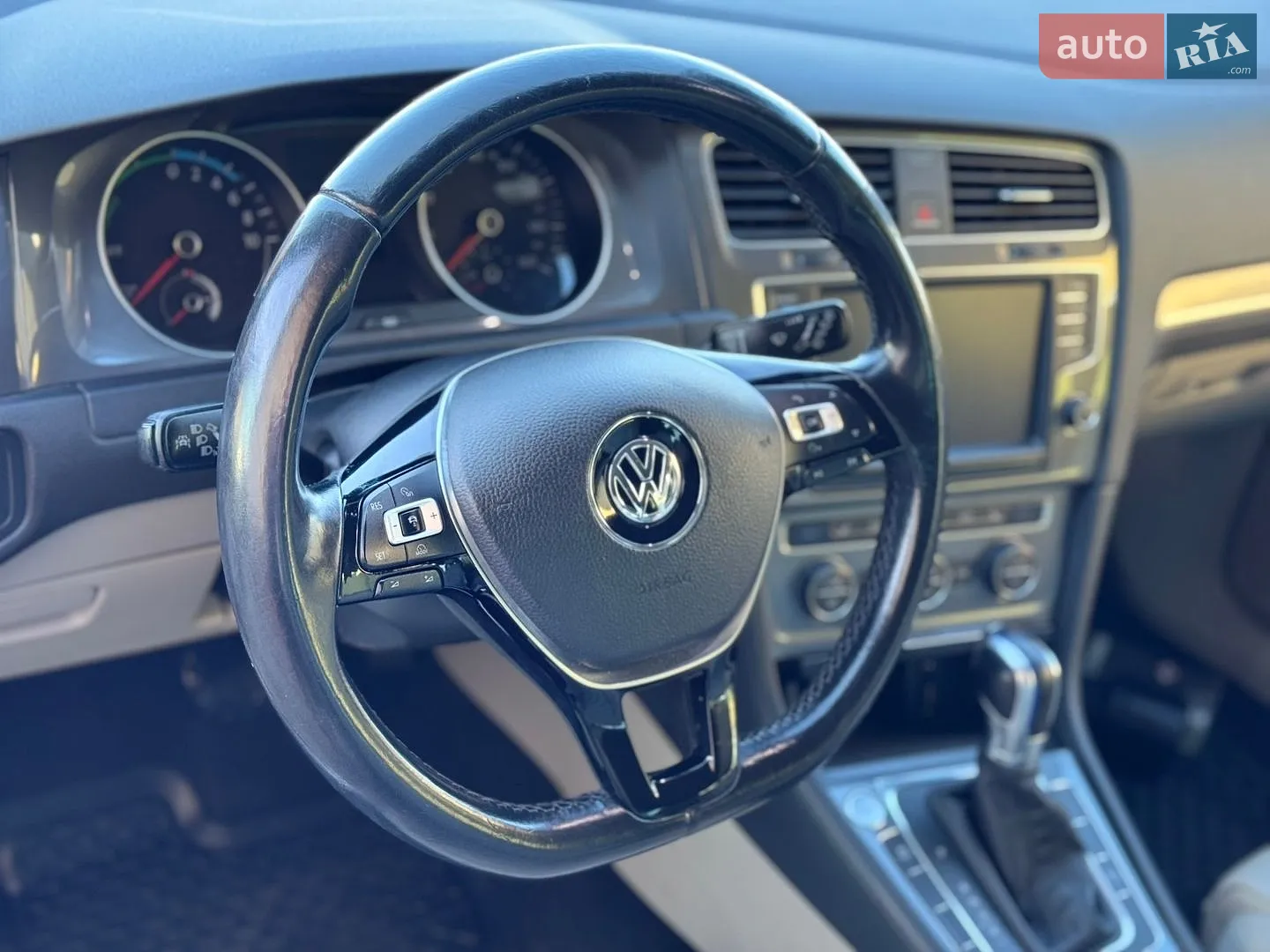 2015 Volkswagen Golf - мініатюра 36