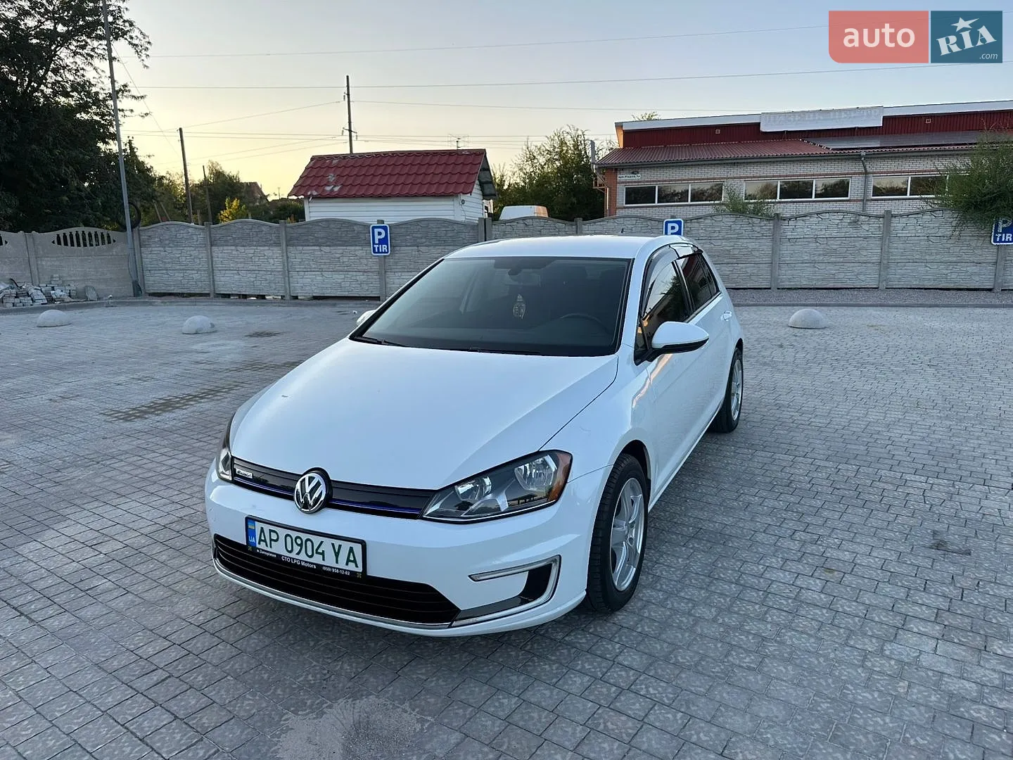 2016 Volkswagen Golf - мініатюра 2
