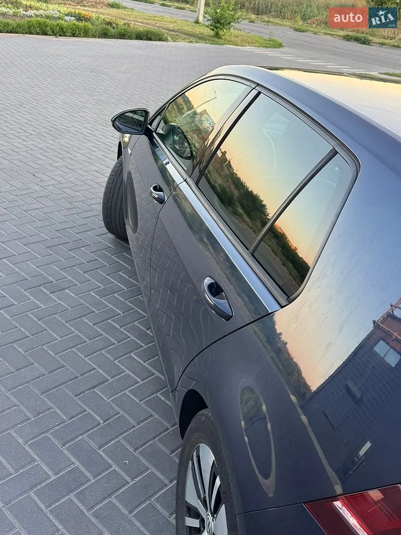2016 Volkswagen Golf - мініатюра 10