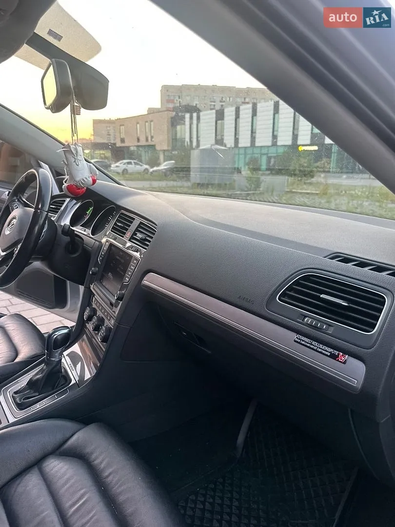 2015 Volkswagen Golf - мініатюра 26