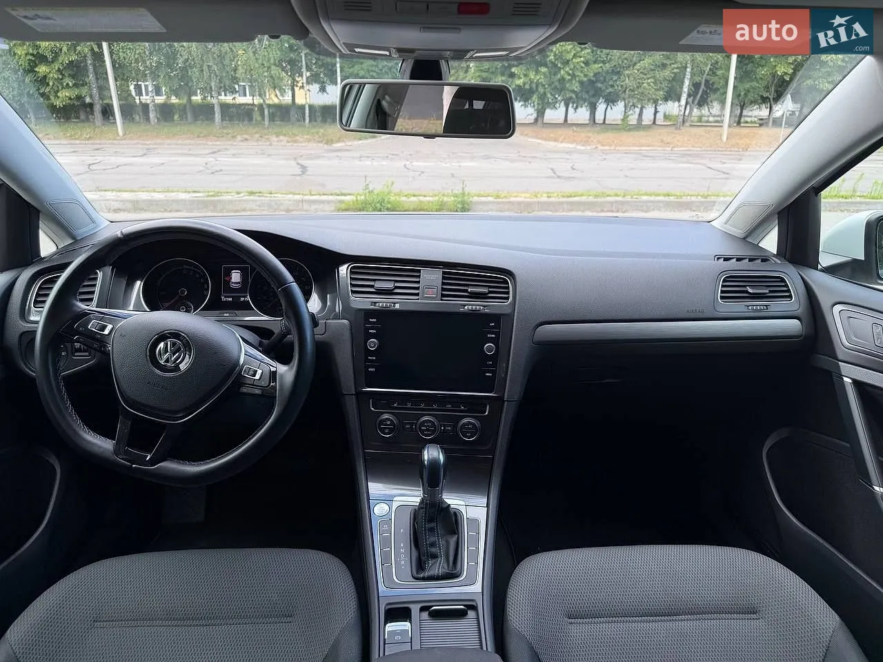 2017 Volkswagen Golf - мініатюра 3