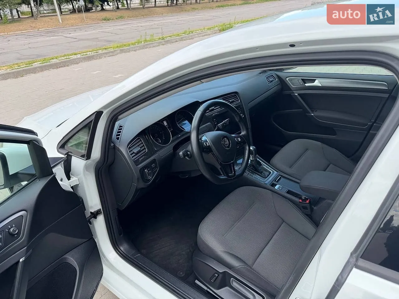 2017 Volkswagen Golf - мініатюра 8