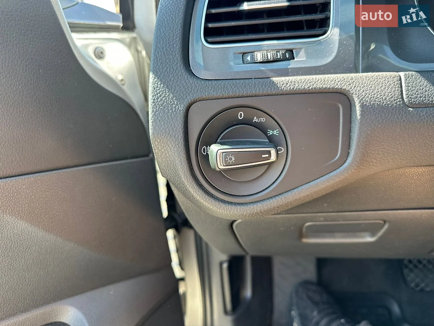 2015 Volkswagen Golf - мініатюра 39