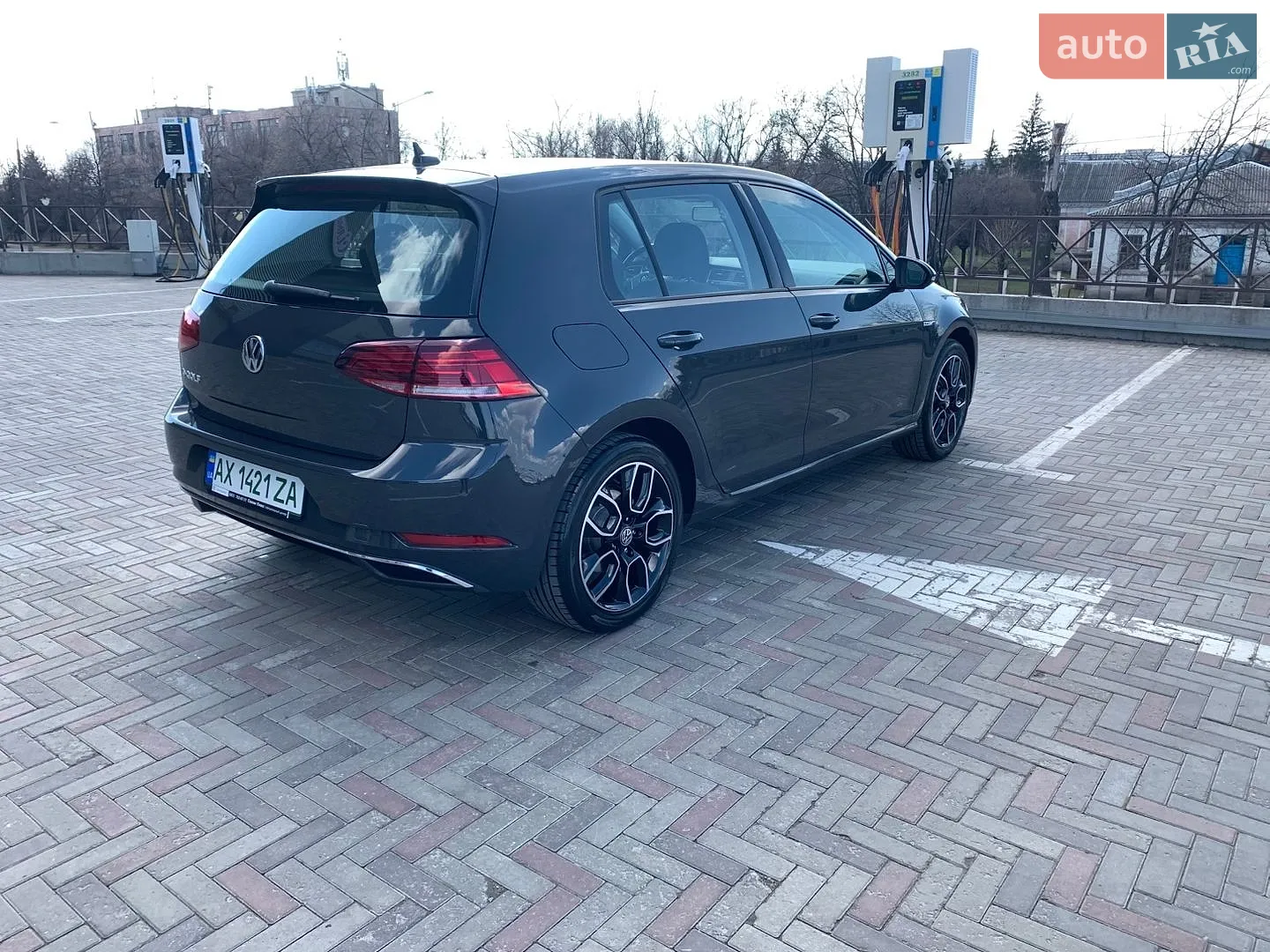 2019 Volkswagen Golf - мініатюра 2