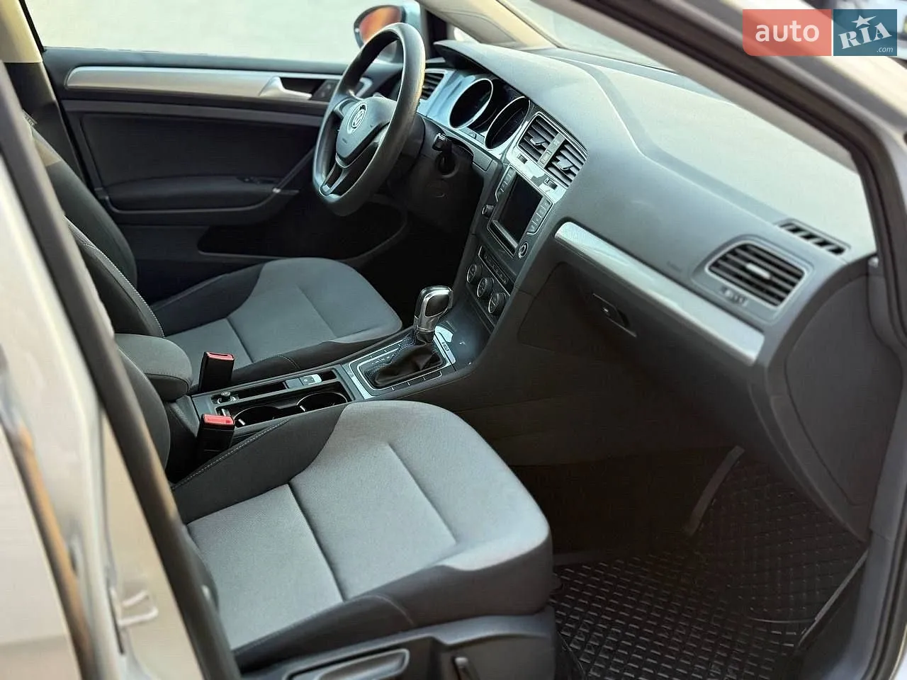 2016 Volkswagen Golf - мініатюра 9