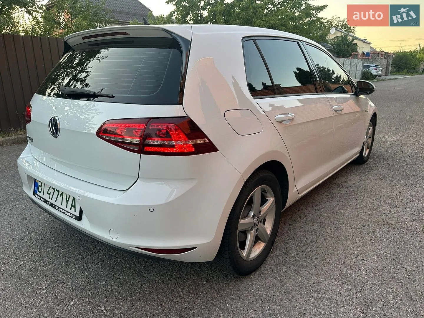2014 Volkswagen Golf - мініатюра 4