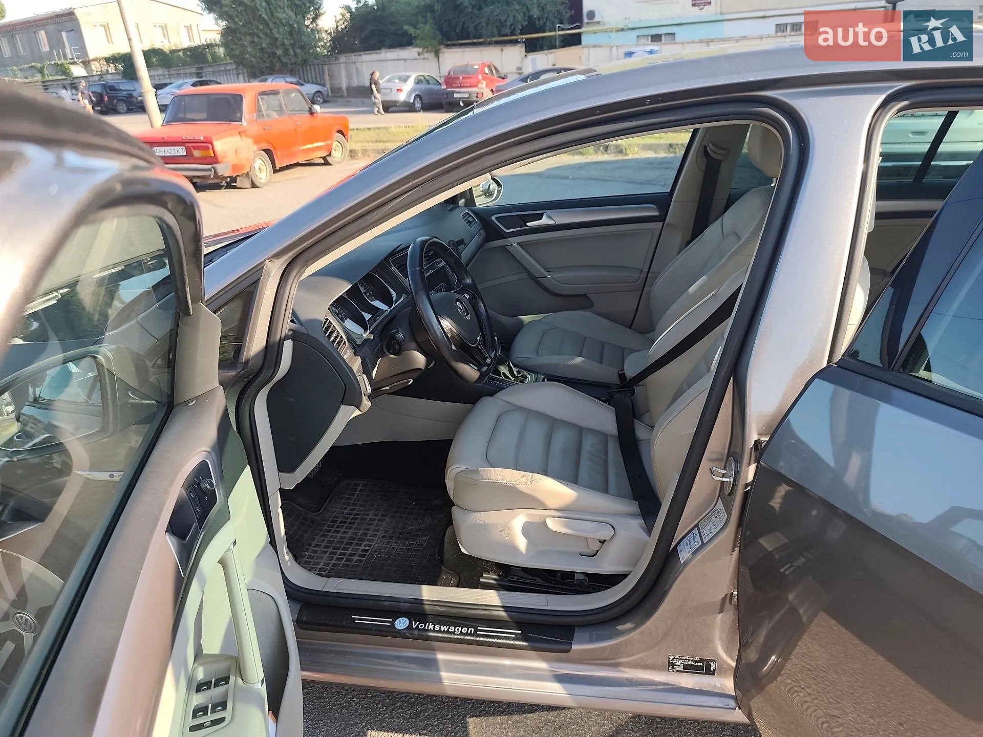 2014 Volkswagen Golf - мініатюра 5