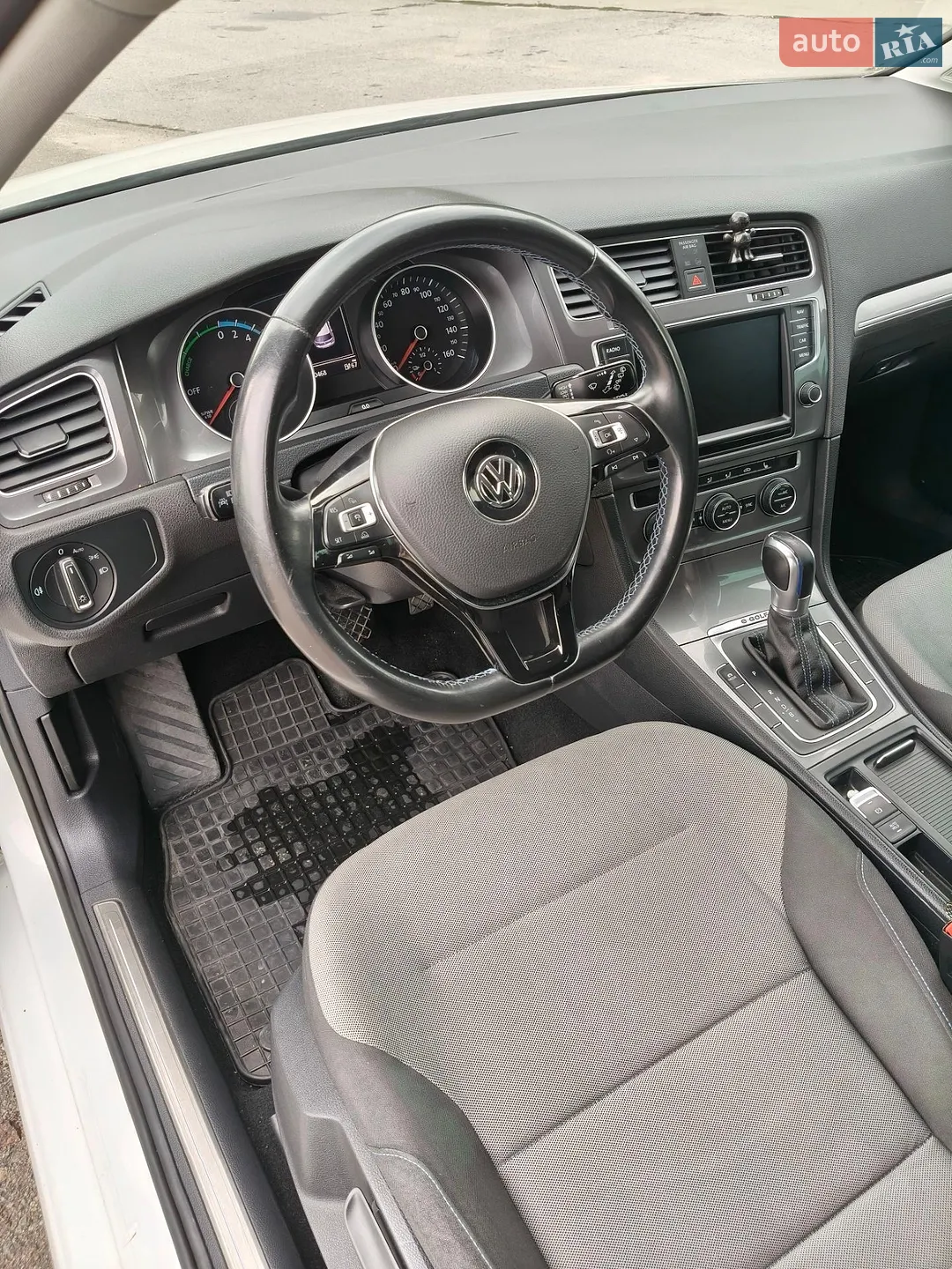 2014 Volkswagen Golf - мініатюра 36