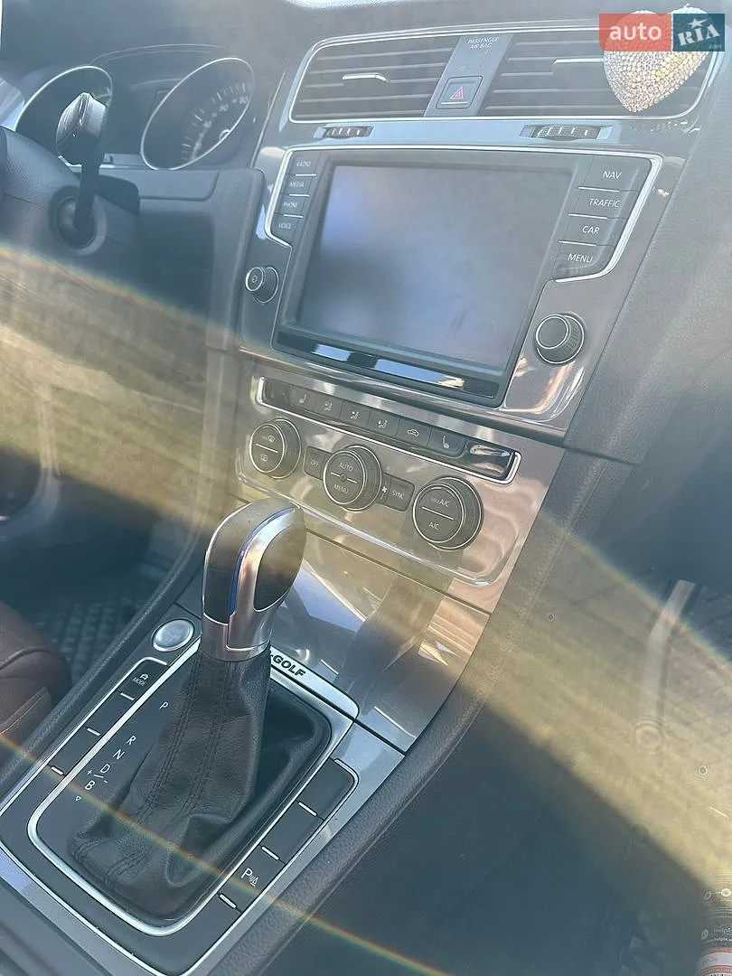 2015 Volkswagen Golf - мініатюра 9