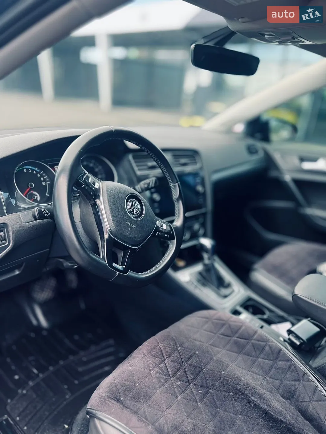 2017 Volkswagen Golf - мініатюра 5