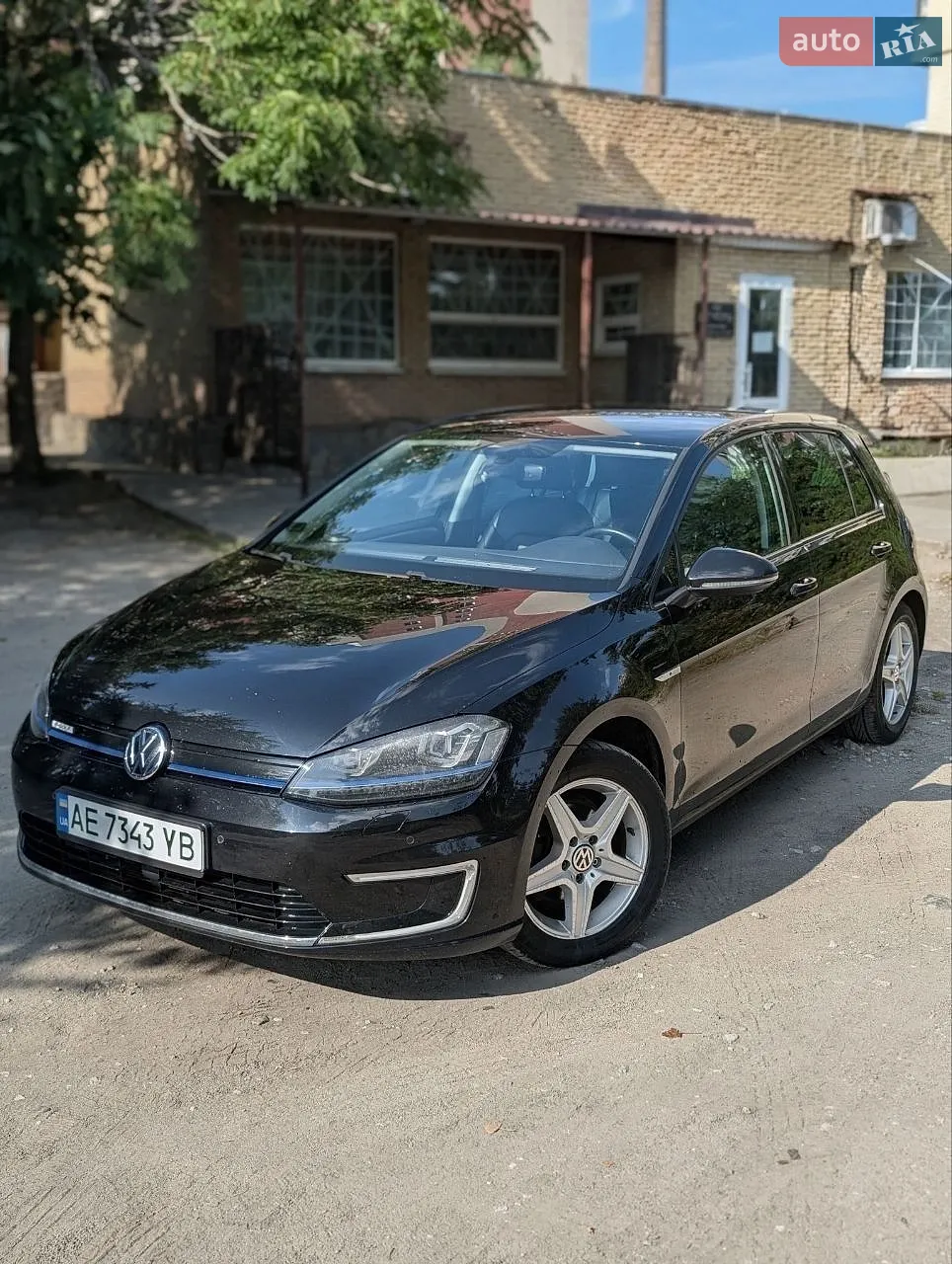 2016 Volkswagen Golf - фото 1
