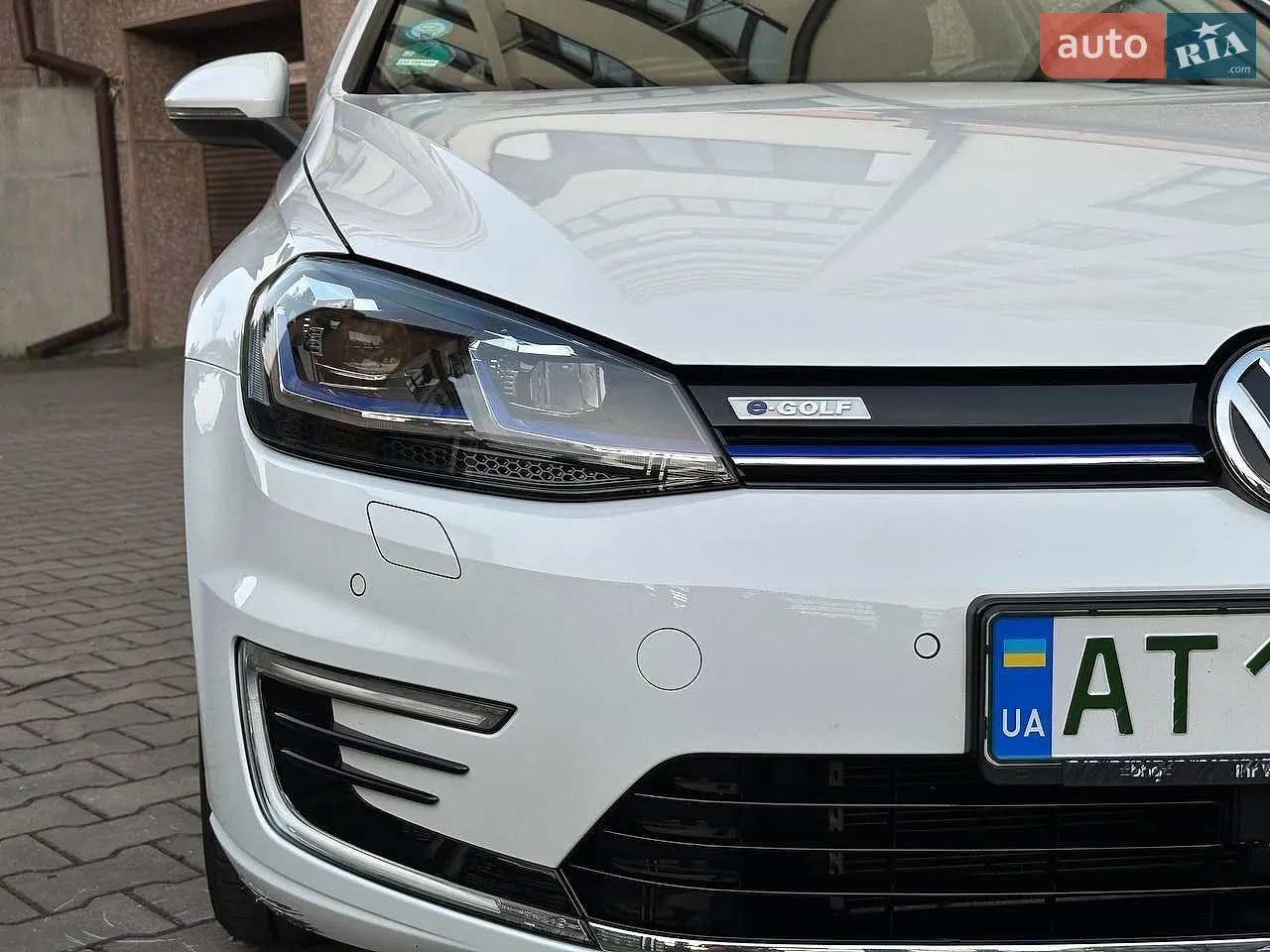 2020 Volkswagen Golf - мініатюра 2