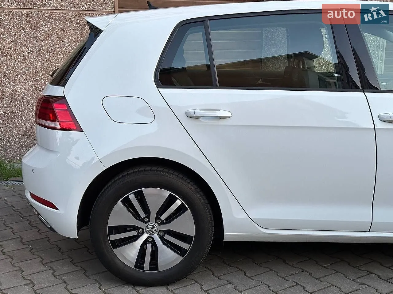 2020 Volkswagen Golf - мініатюра 8