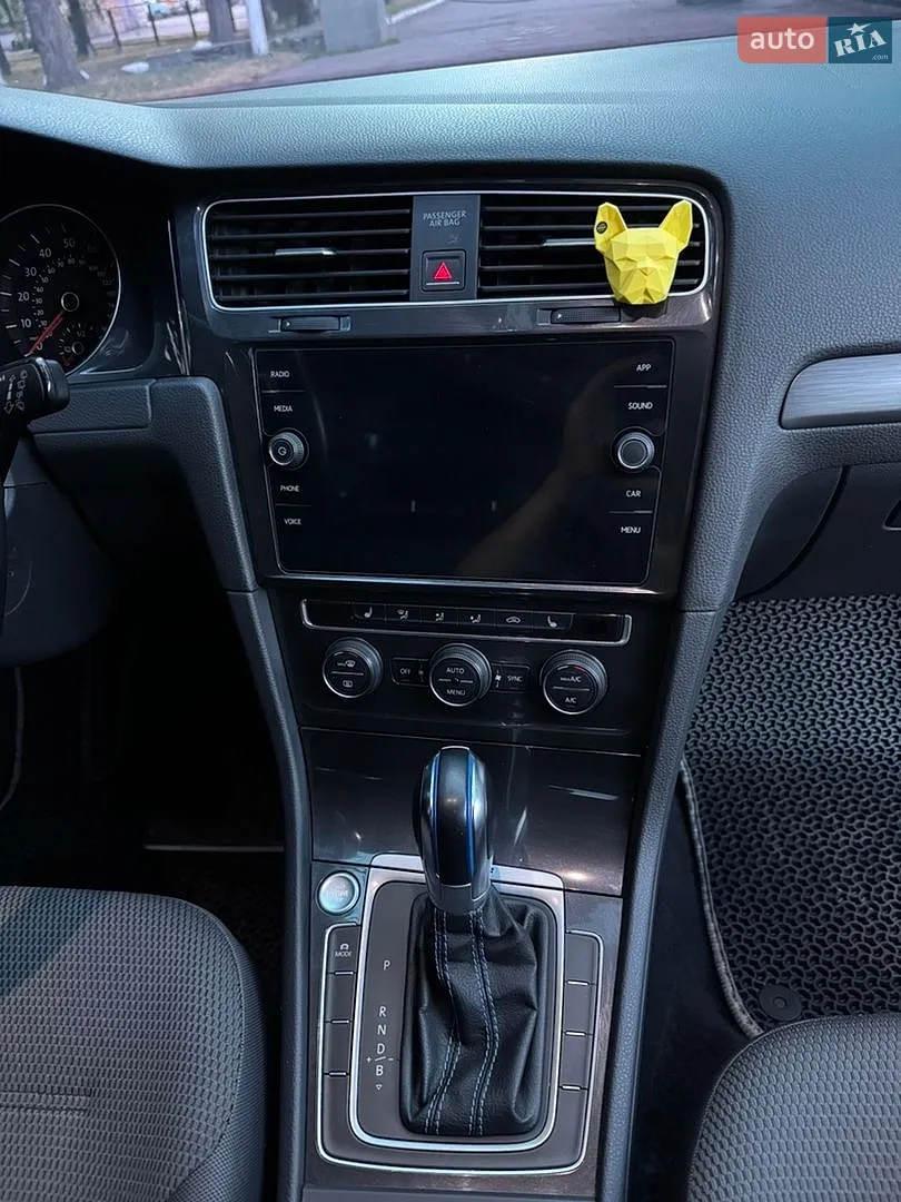 2017 Volkswagen Golf - мініатюра 26