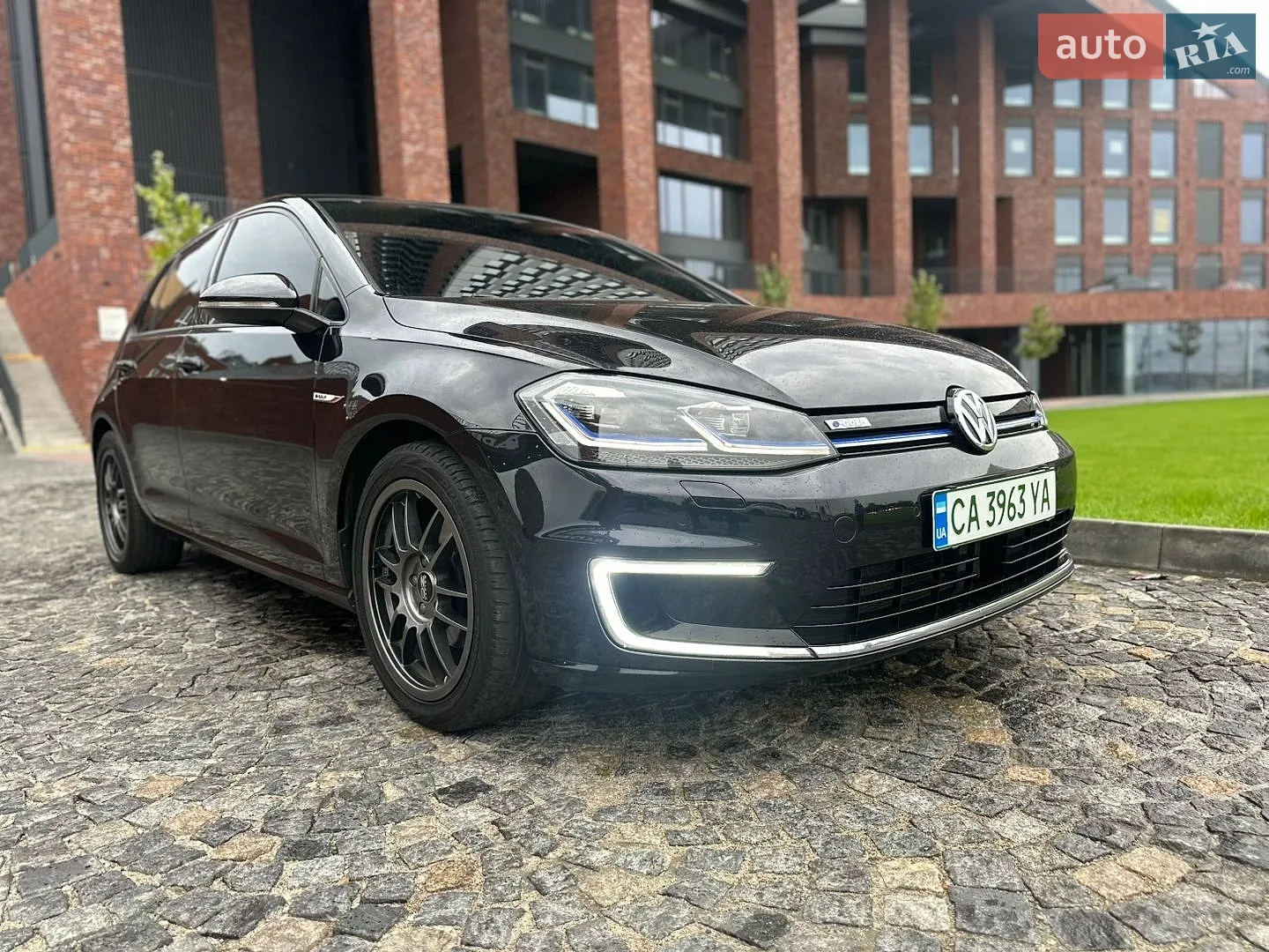 2017 Volkswagen Golf - мініатюра 12