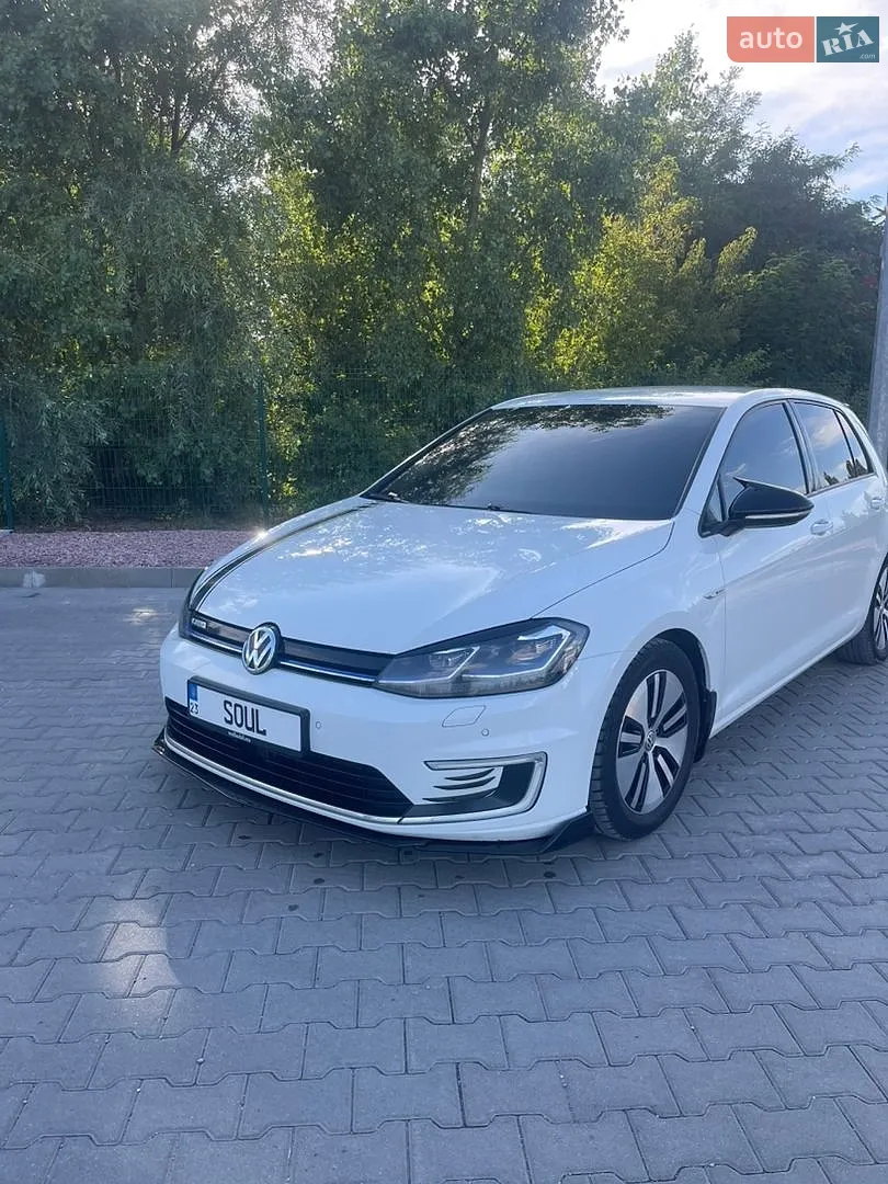 2017 Volkswagen Golf - мініатюра 2