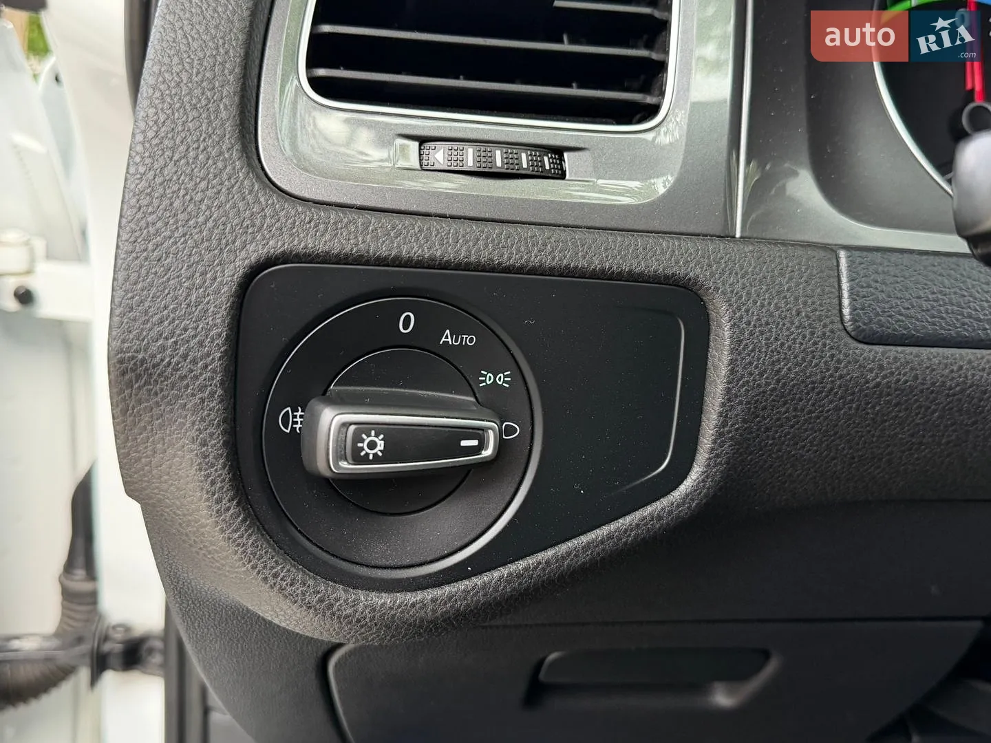 2014 Volkswagen Golf - мініатюра 42