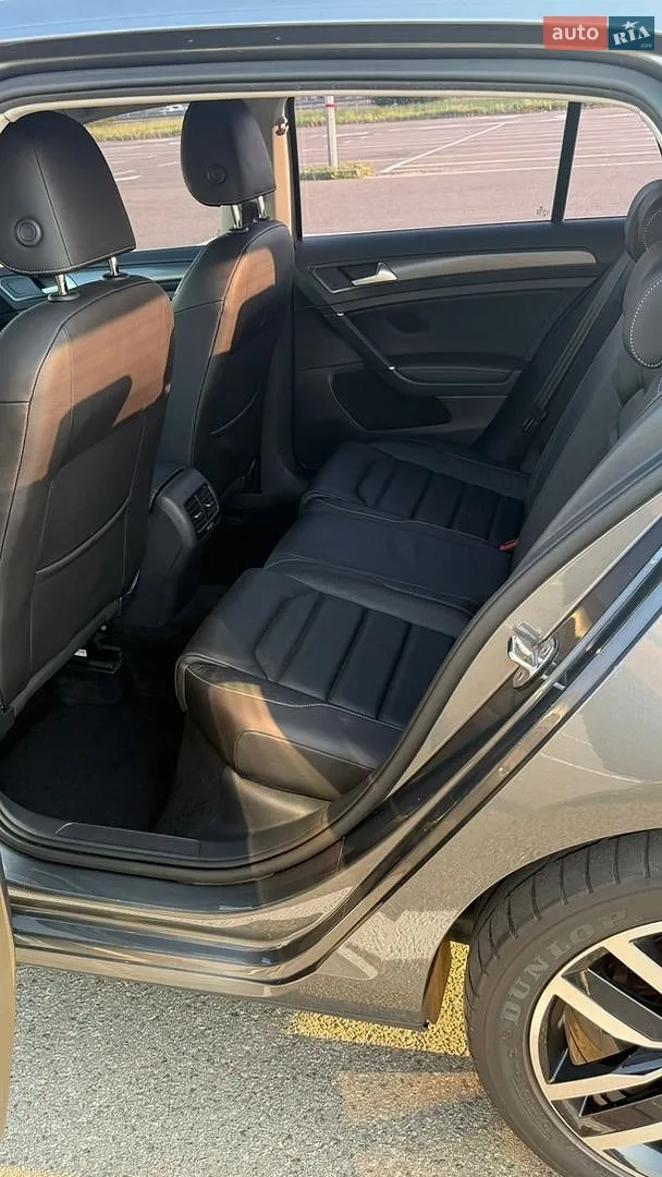 2019 Volkswagen Golf - мініатюра 43
