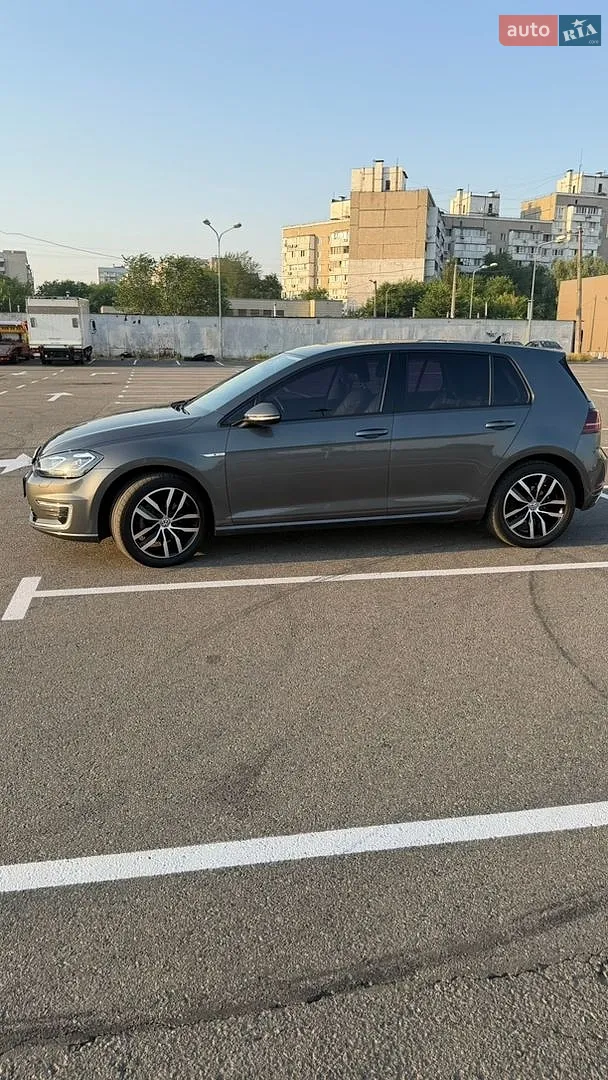 2019 Volkswagen Golf - мініатюра 17